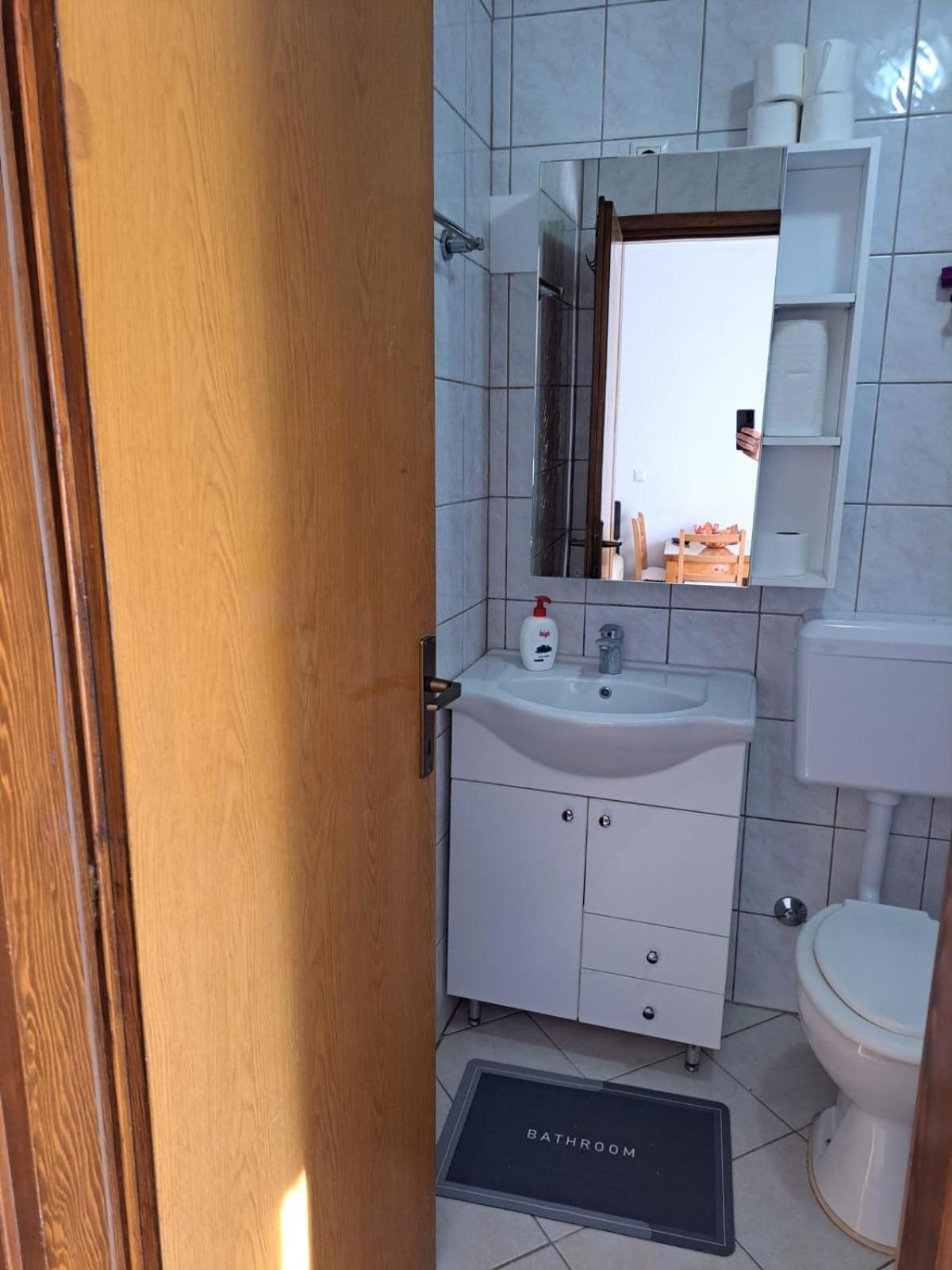 Apartmani Konta