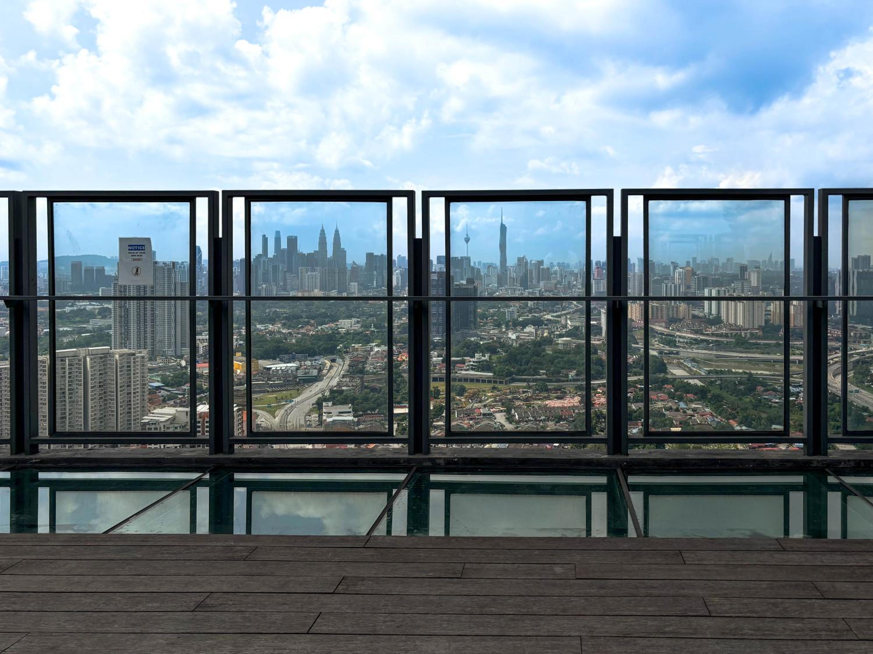 Modern Cozy Stay at Kenwingston Platz Kuala Lumpur Gombak