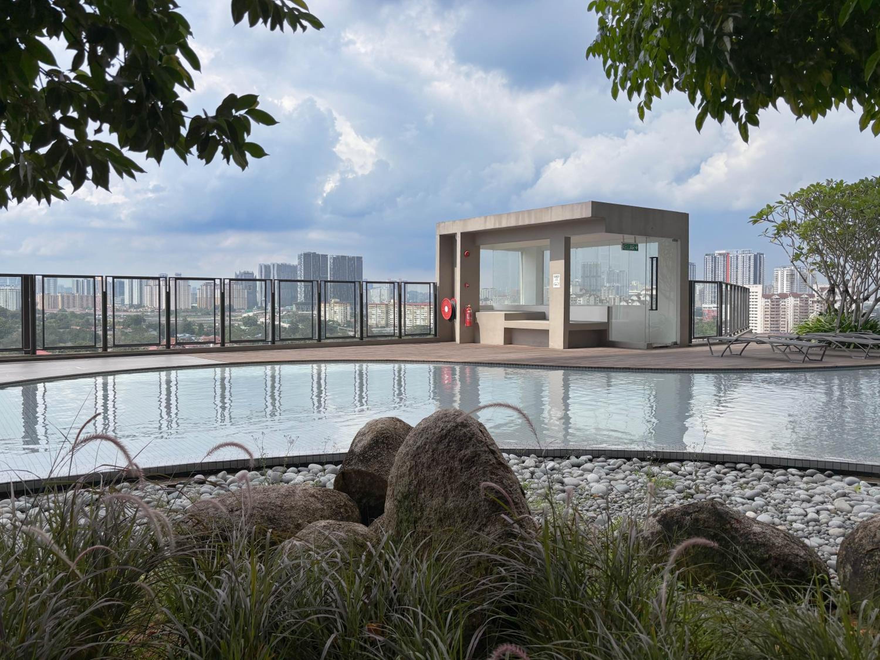 Modern Cozy Stay at Kenwingston Platz Kuala Lumpur Gombak