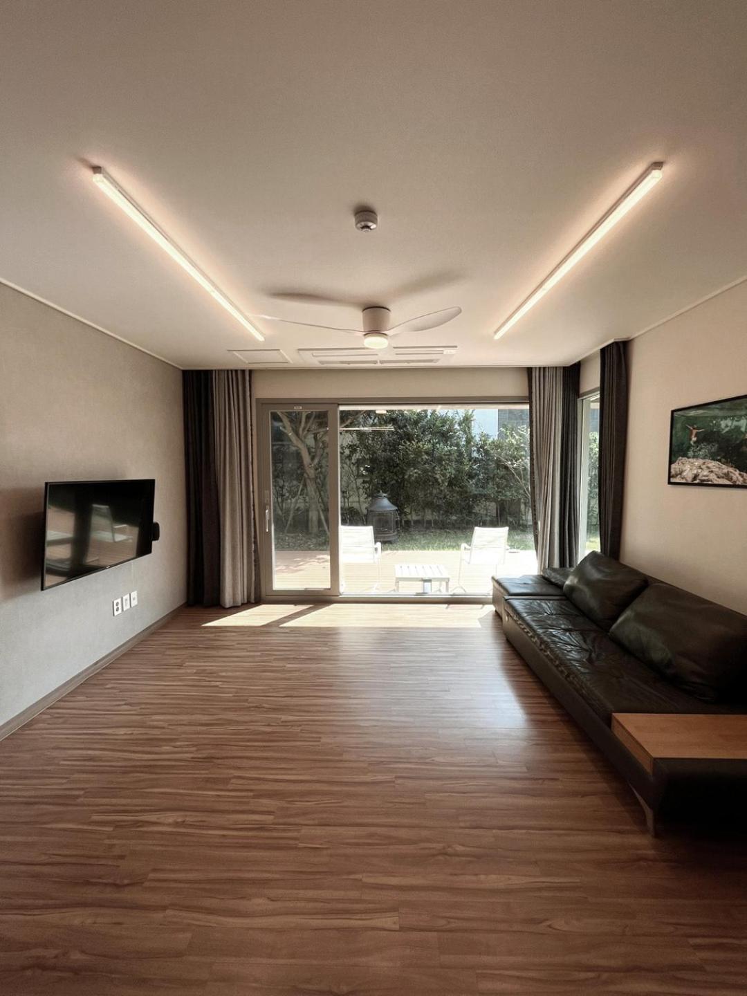Jejumodo2 Outdoor Jacuzzi Detached House view 4
