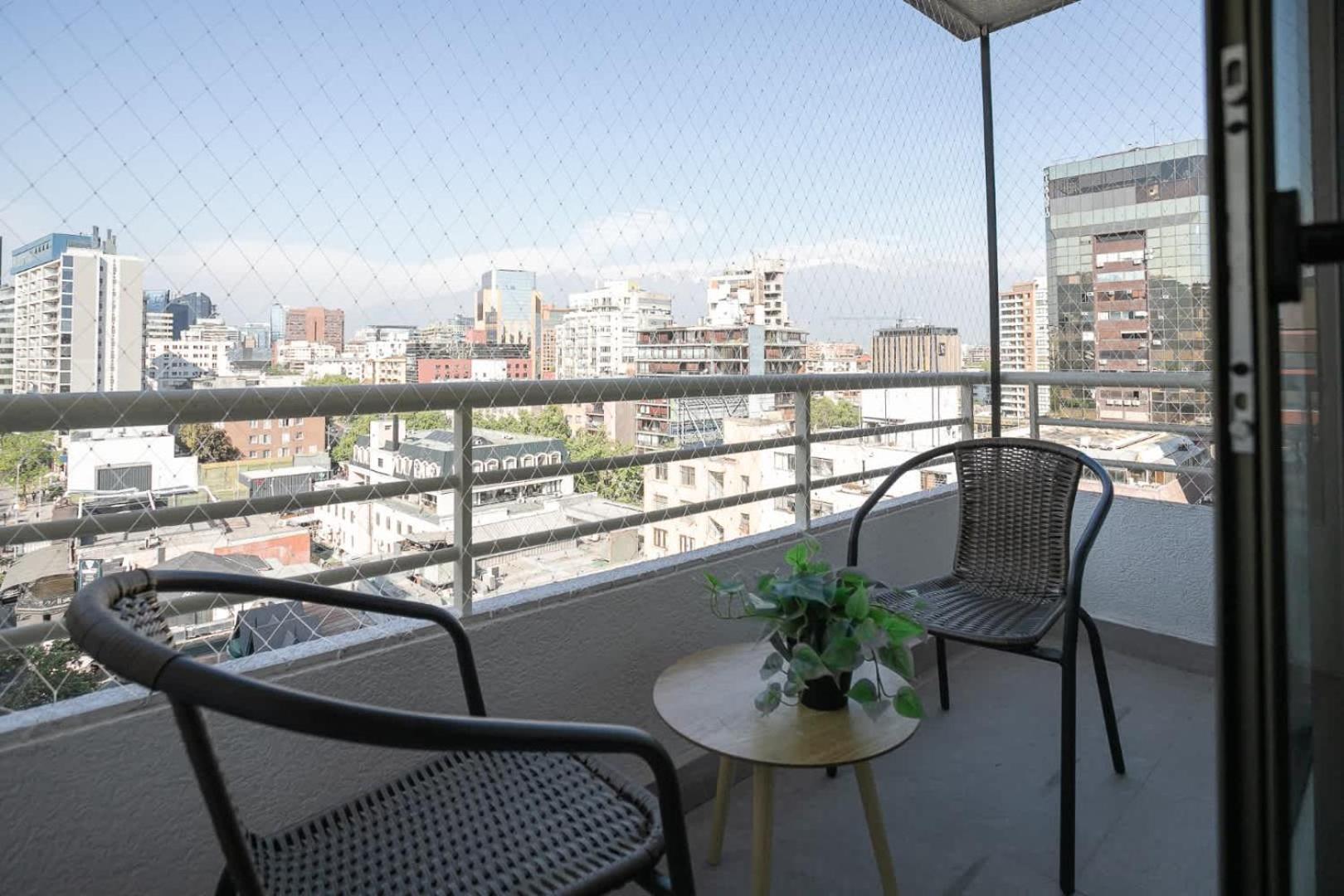 2bedroom apartment perfect for 5 Great location