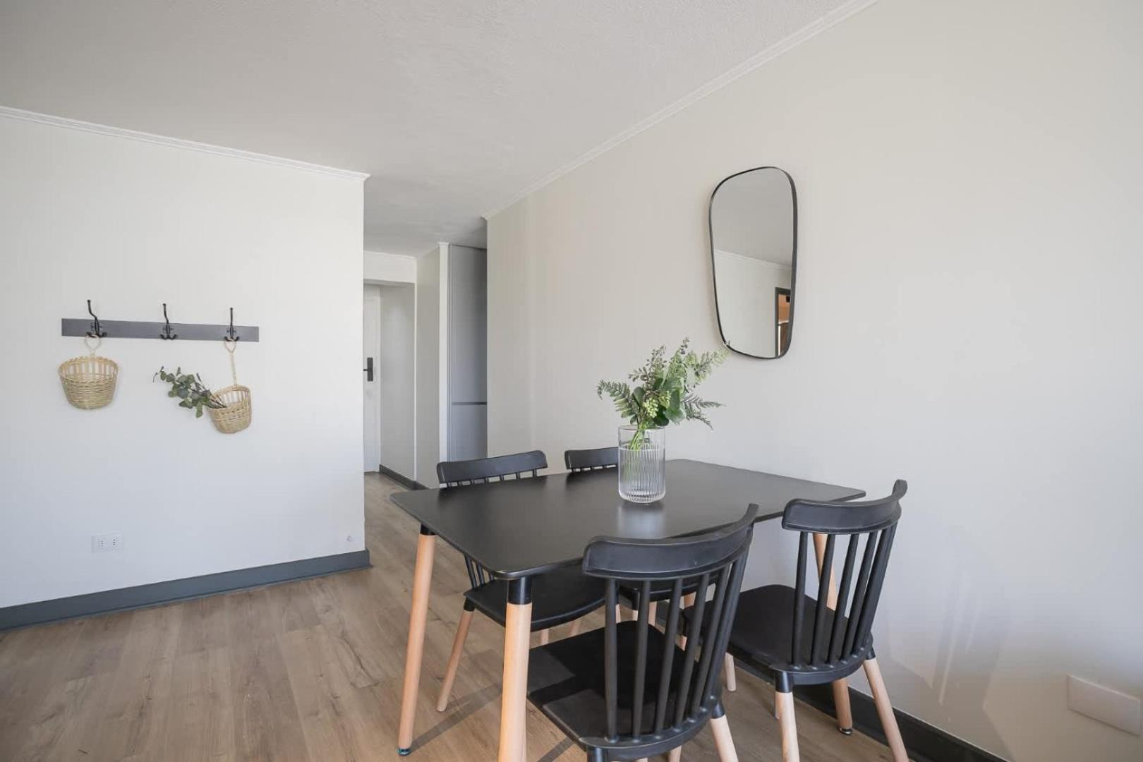 2bedroom apartment perfect for 5 Great location