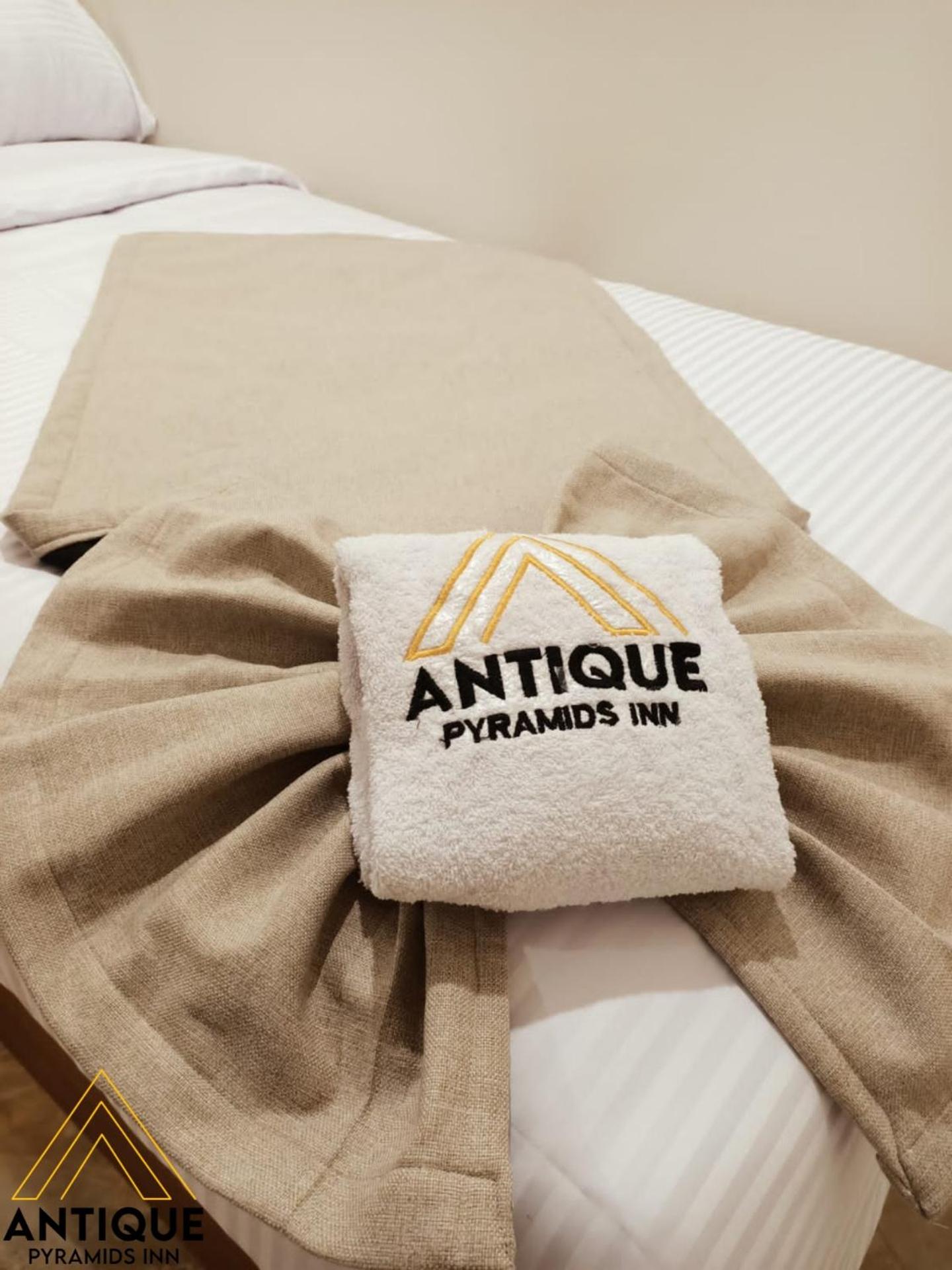 Antique Pyramids Inn