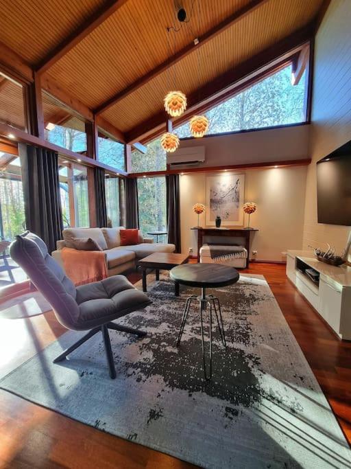 Traditional Wooden Villa, Gloria