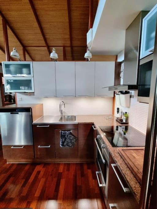 Traditional Wooden Villa, Gloria