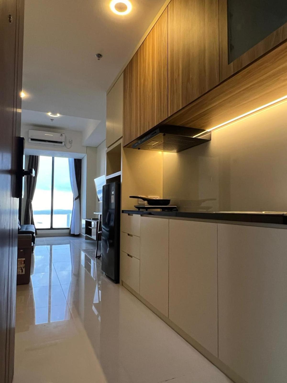 Pollux High Rise Apartments at Batam Center with Netflix by MESA