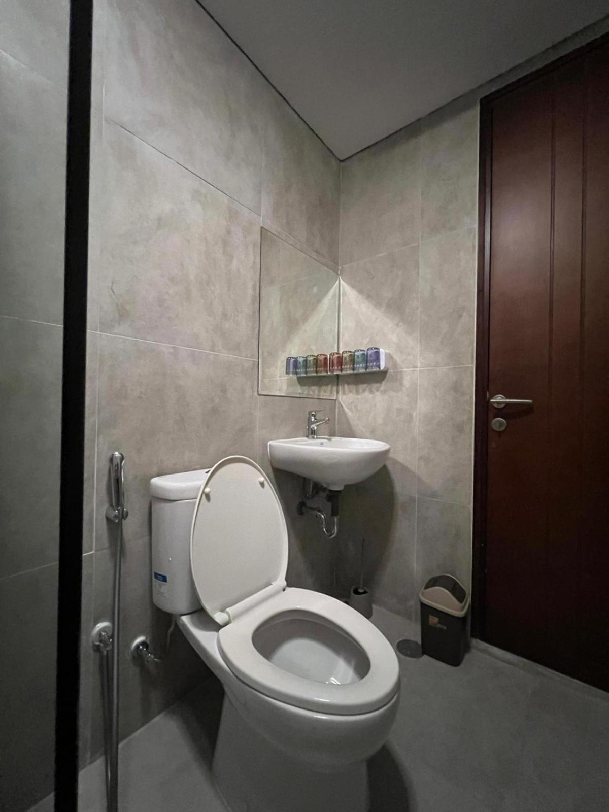 Pollux High Rise Apartments at Batam Center with Netflix by MESA