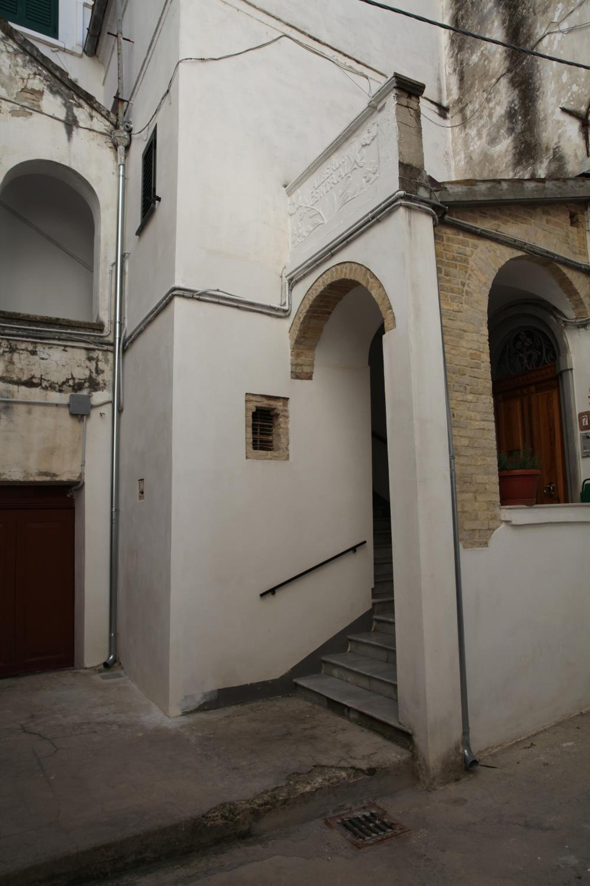 Photo 42