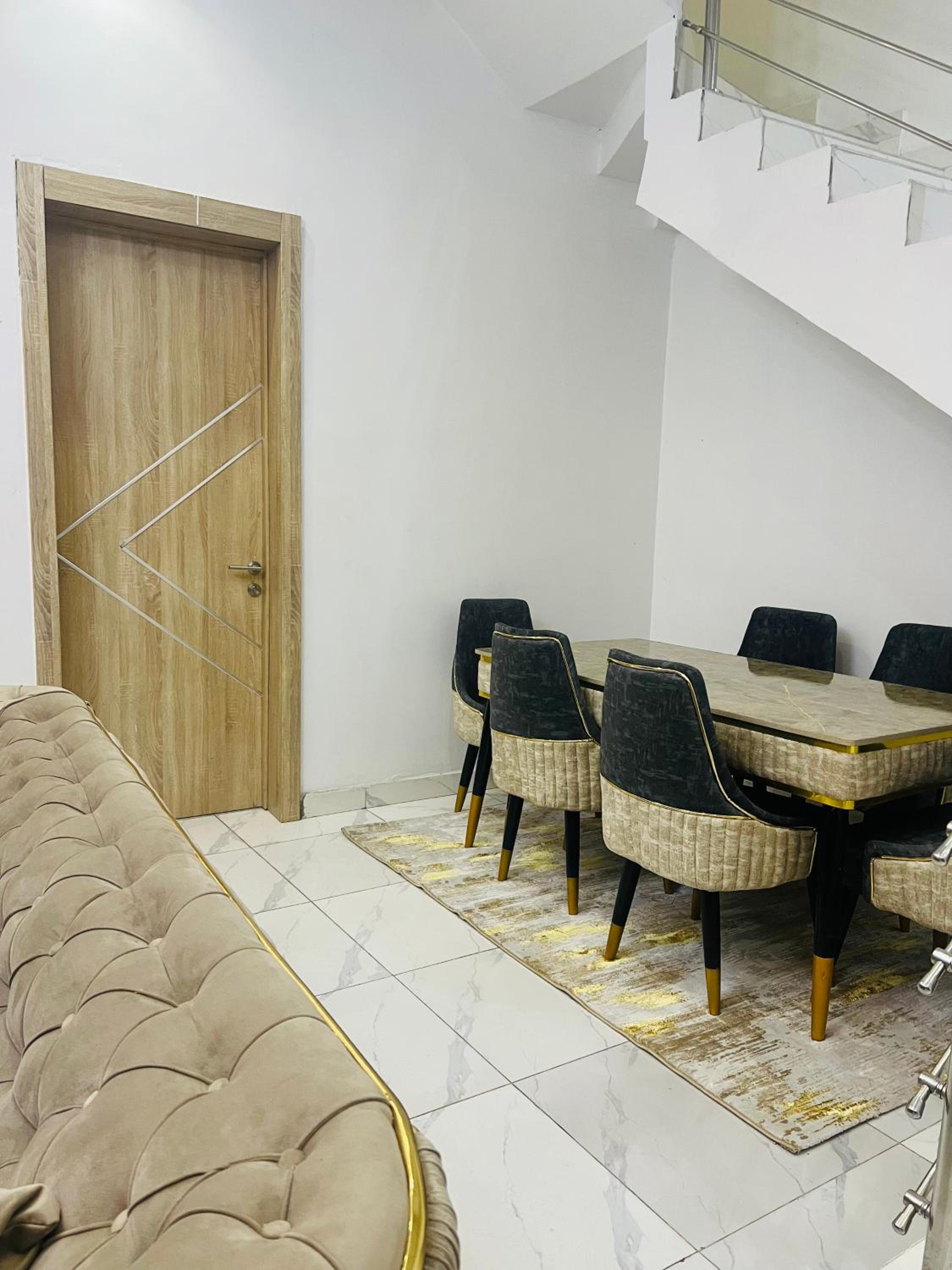 Foxy Apartment Lekki