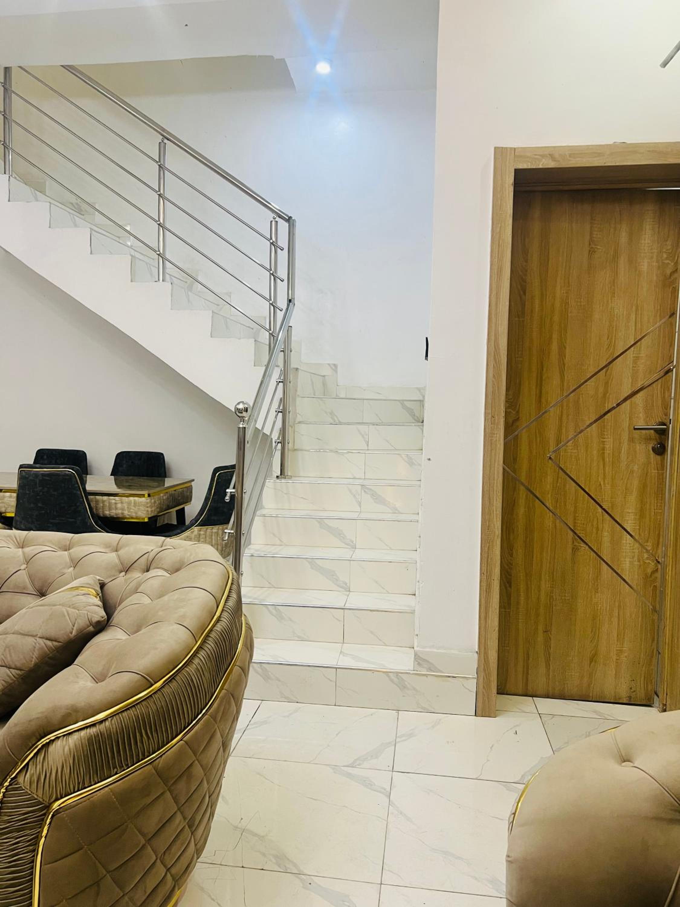 Foxy Apartment Lekki