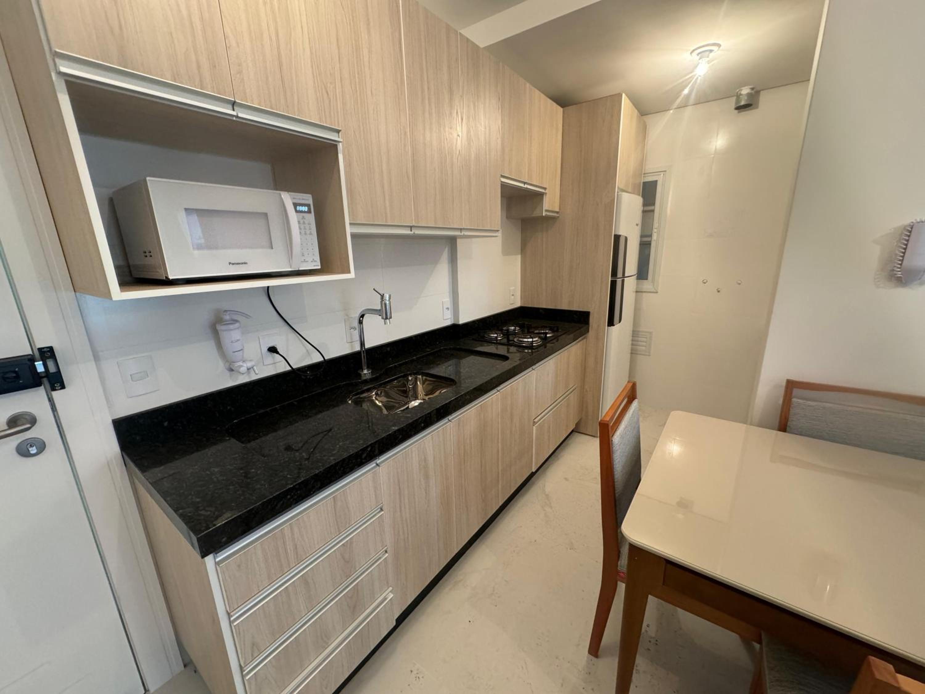 cód 103 - Apartamento com ótima localização