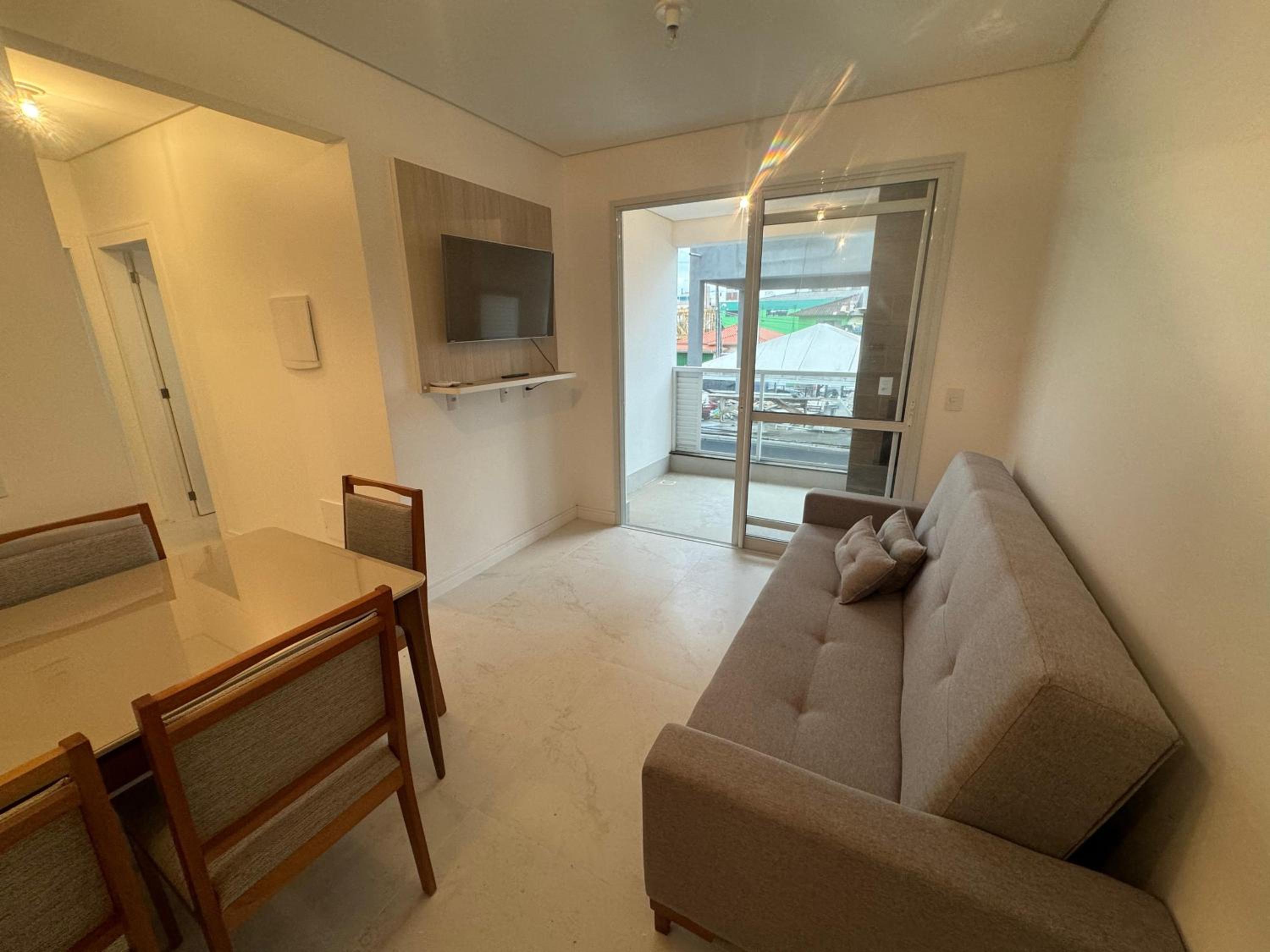 cód 103 - Apartamento com ótima localização