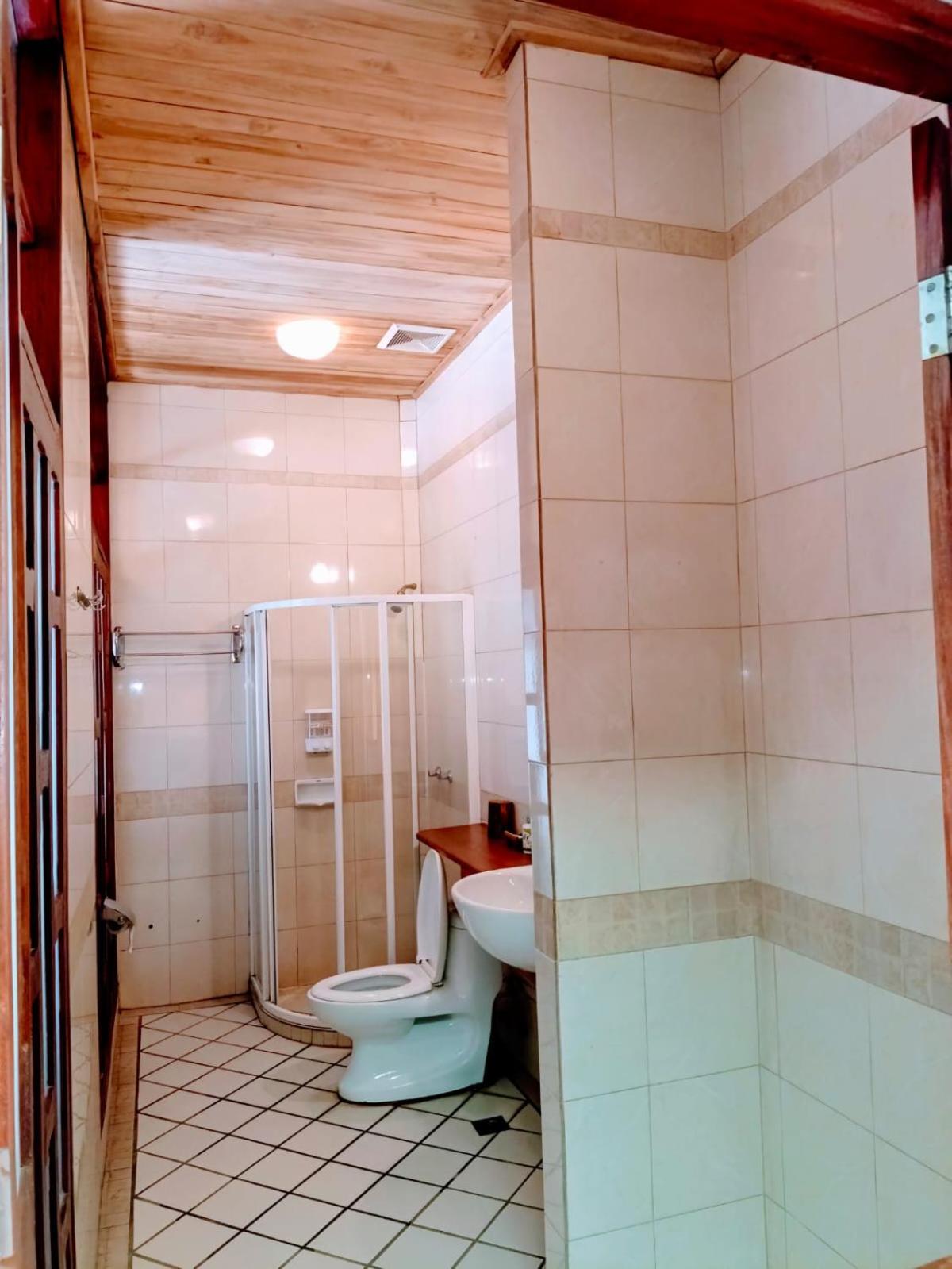 Ireenkevin guesthouse