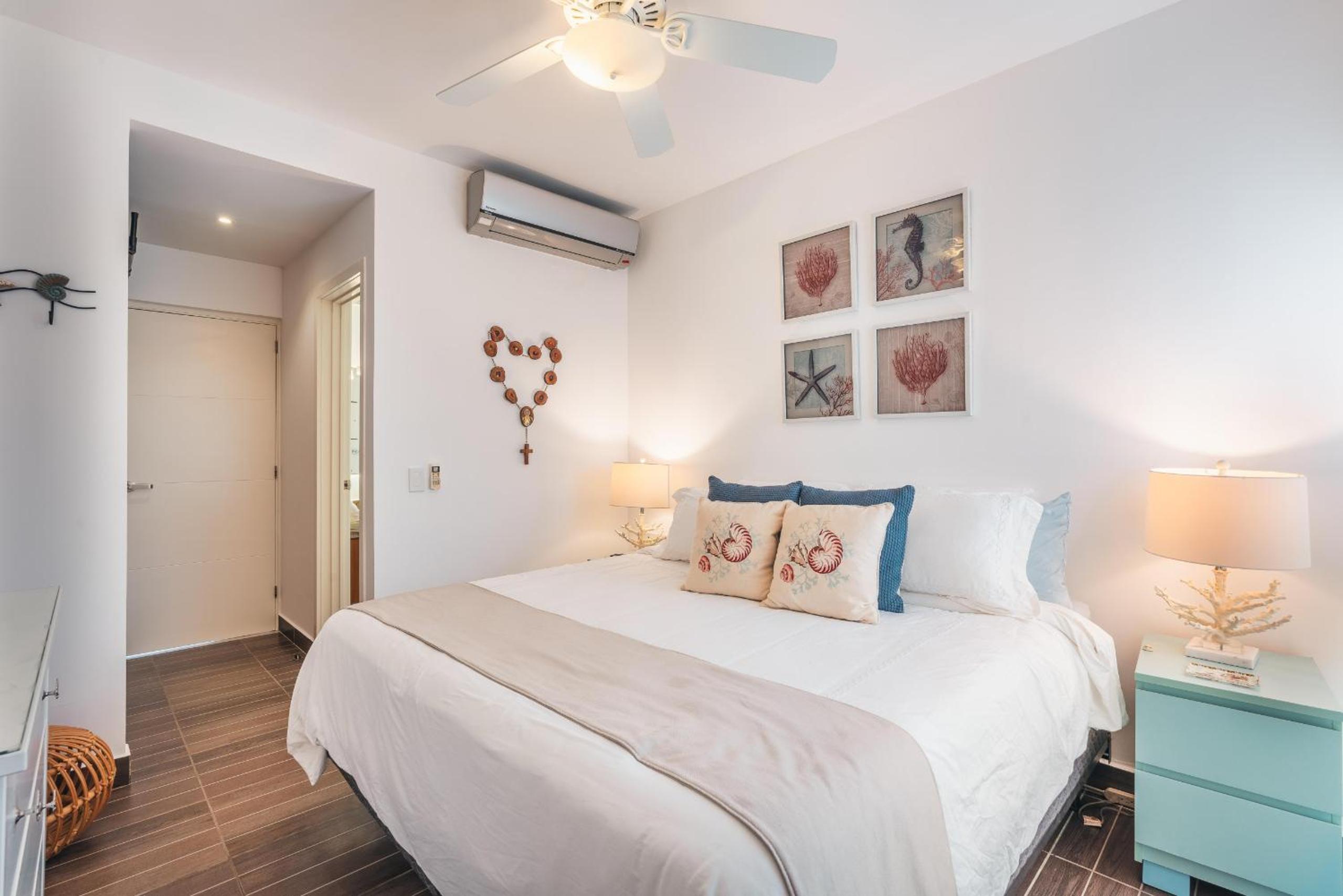 Unique gem penthouse in playa bonita