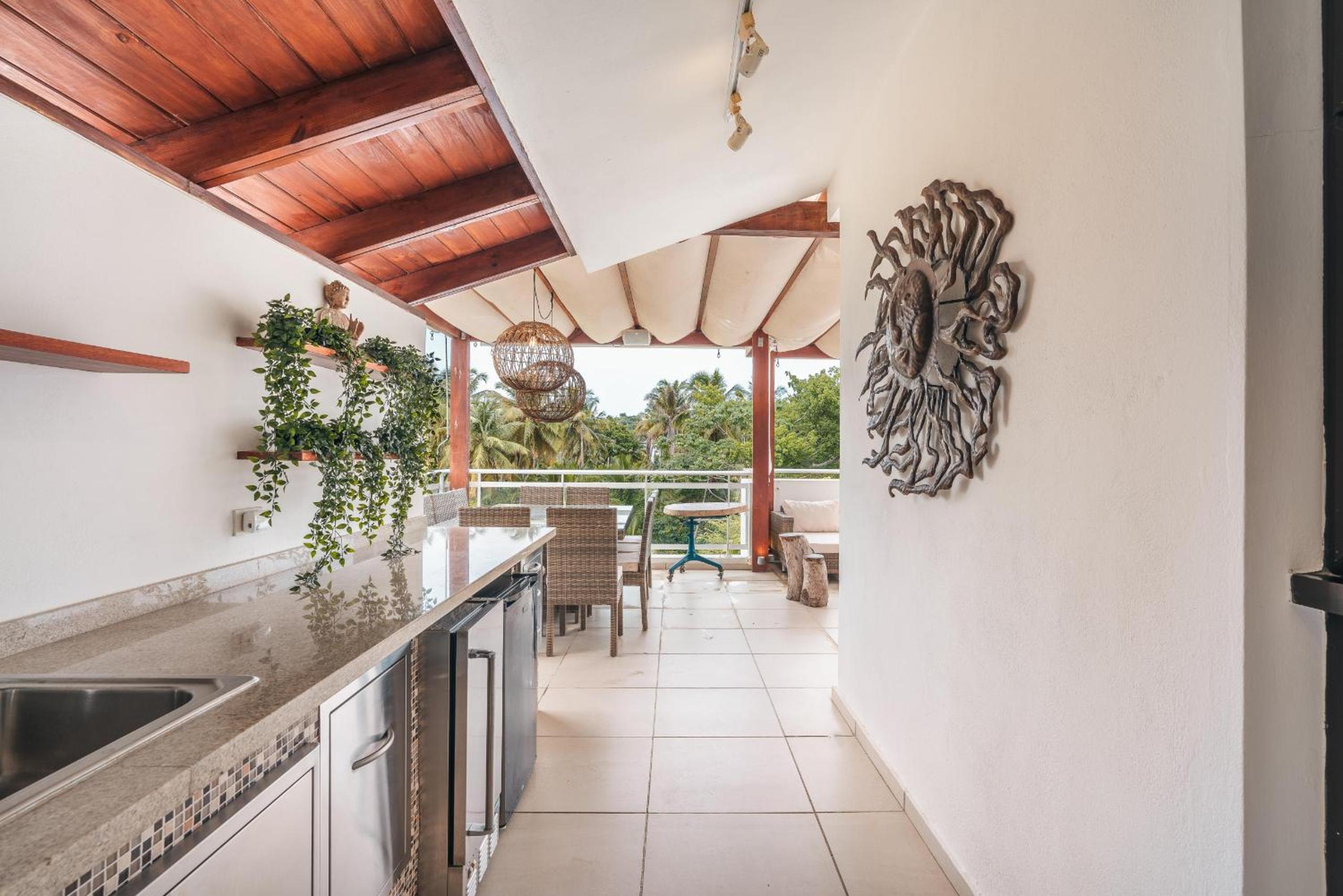 Unique gem penthouse in playa bonita