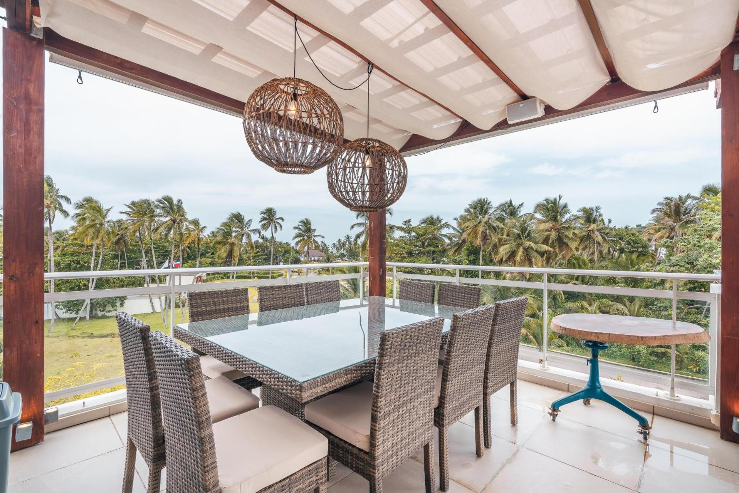 Unique gem penthouse in playa bonita
