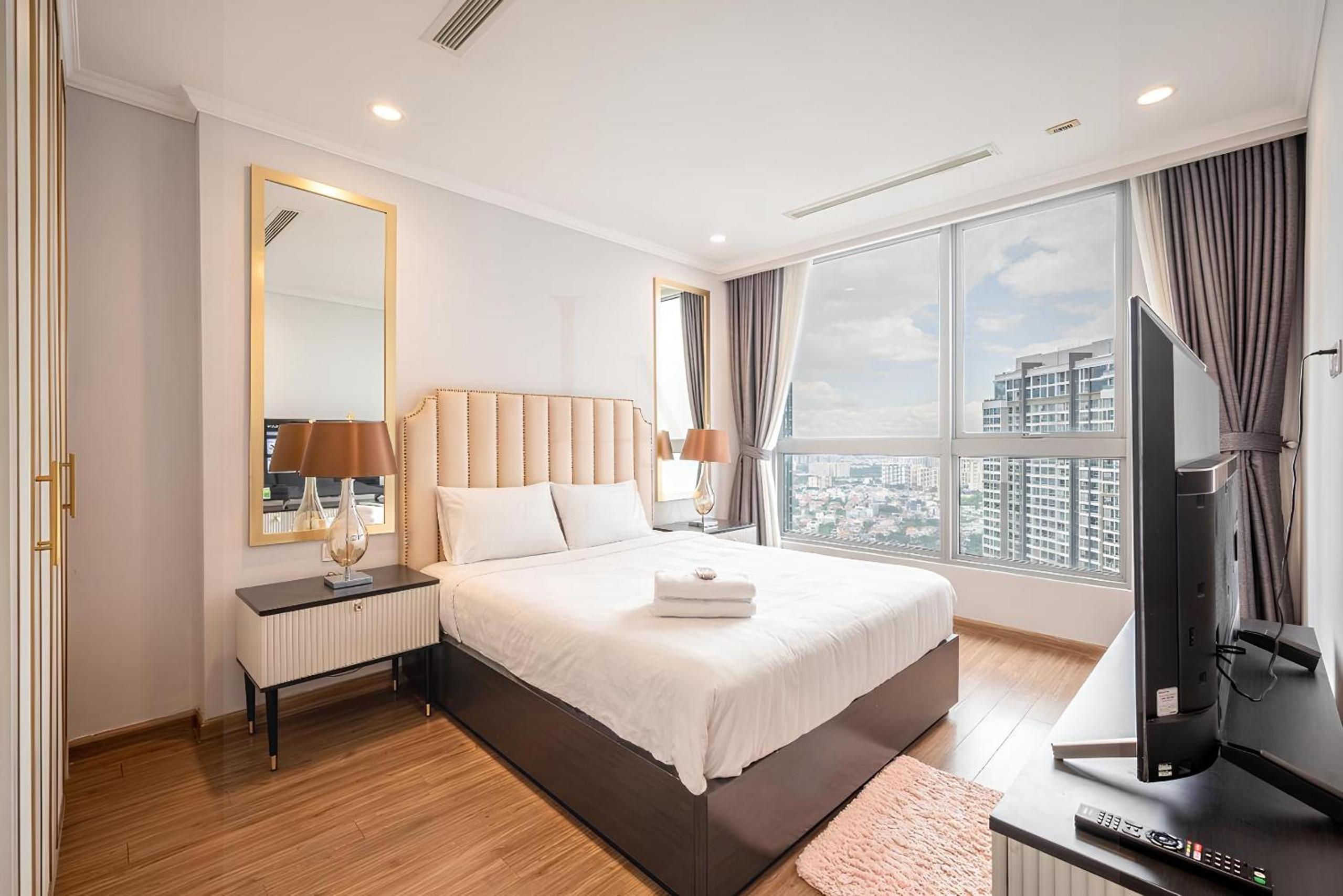 Landmark Plus - Vinhomes Central Park