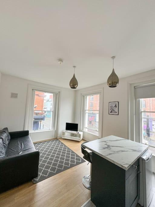 Charming 1 Bed Apt Opposite St Patricks Cathedral