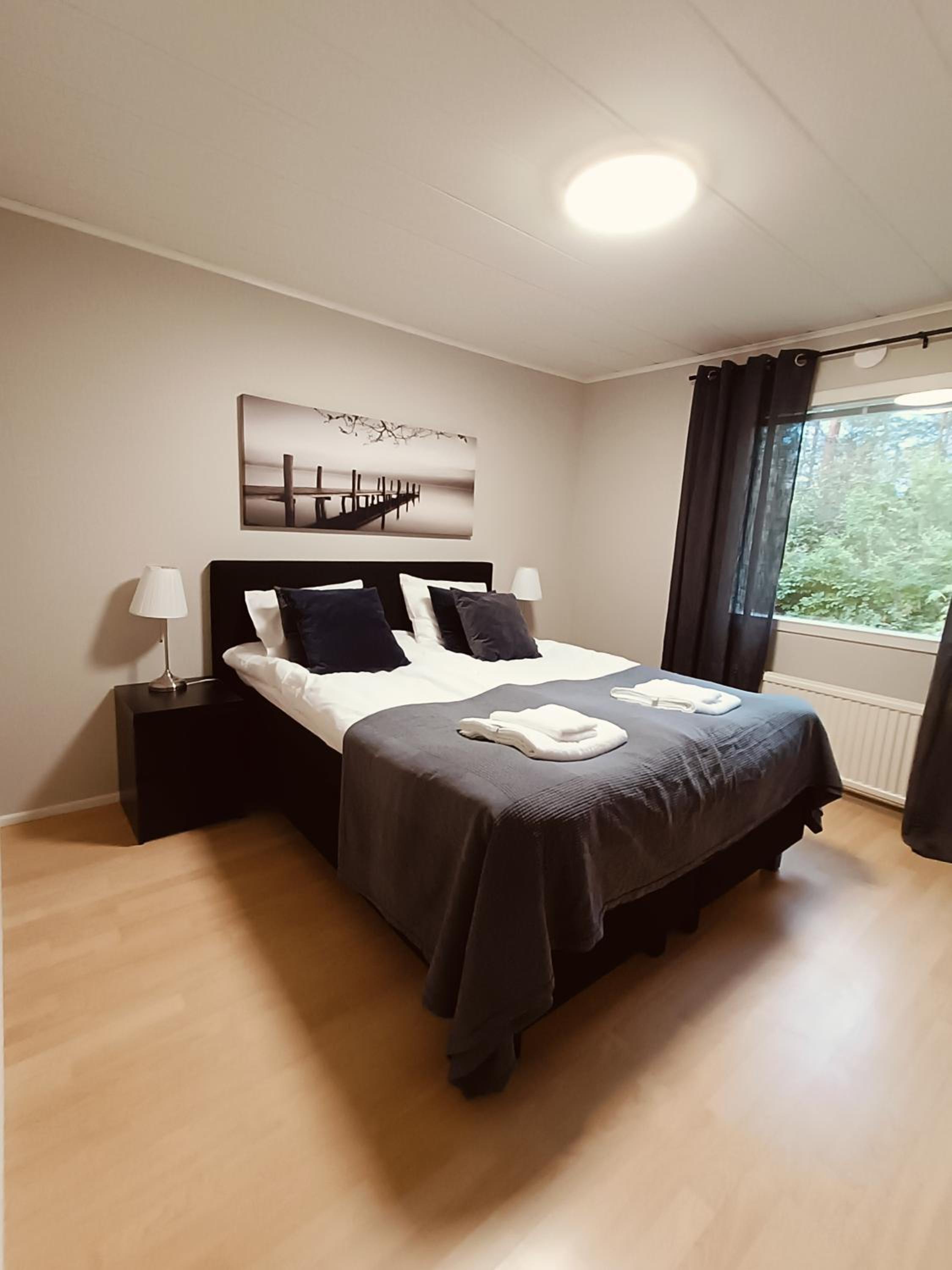 Villa Lingonberry