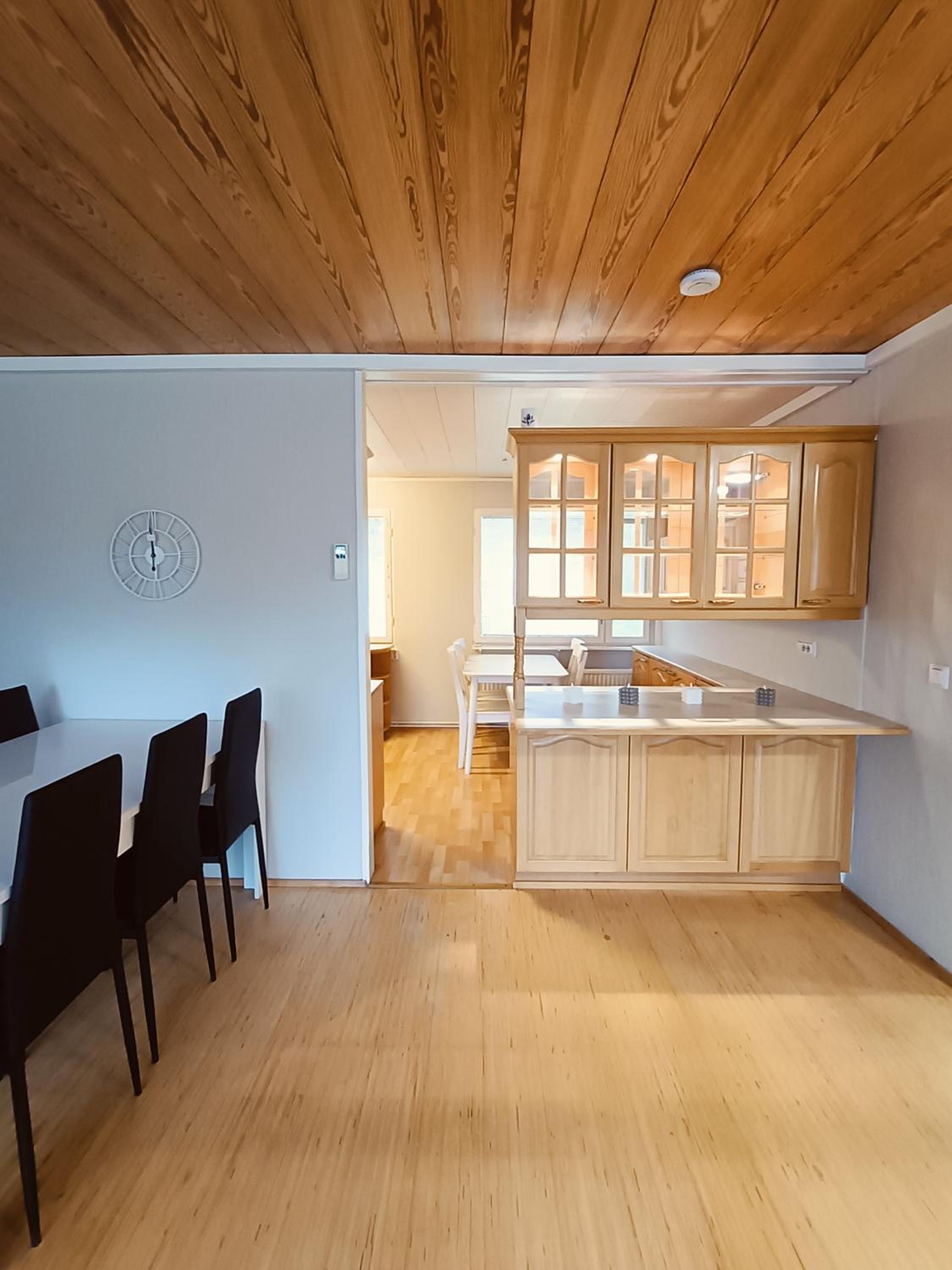Villa Lingonberry