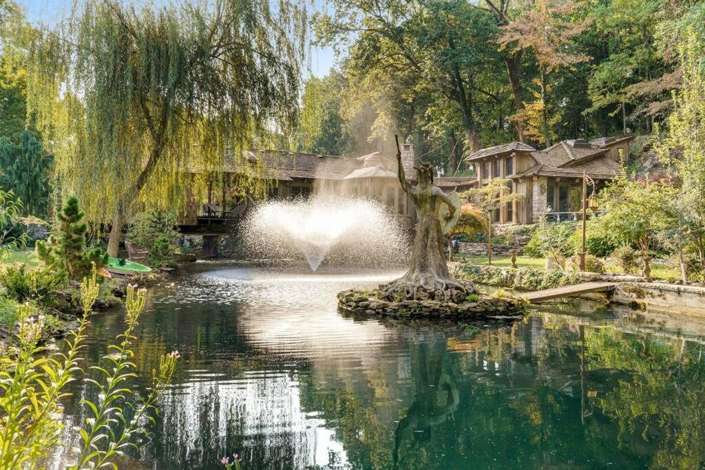 Springfield Vacations - The African Queen - Property Image 36