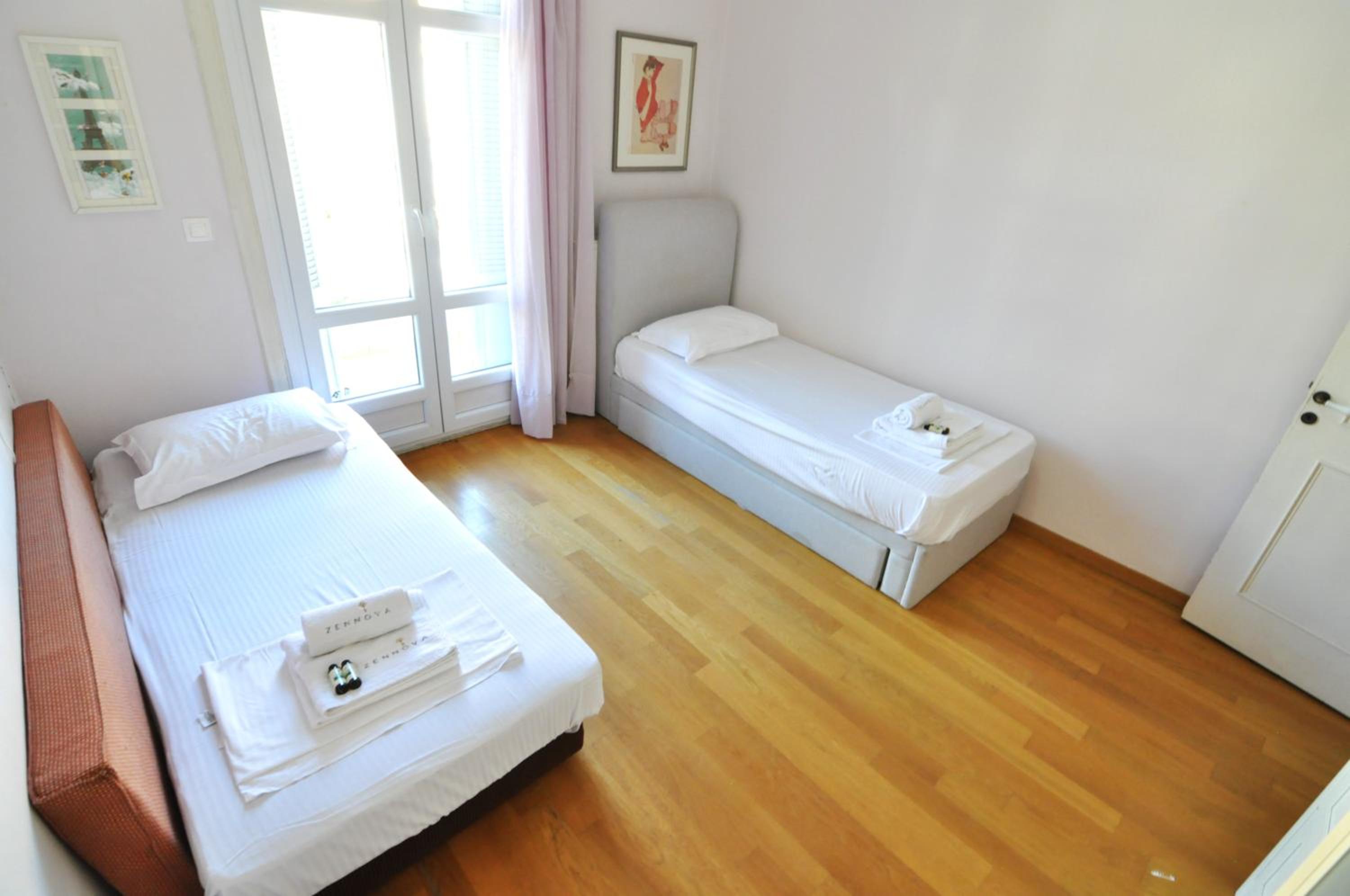 Zennova #6, Classic Charm at Aristotelous 38 view 5