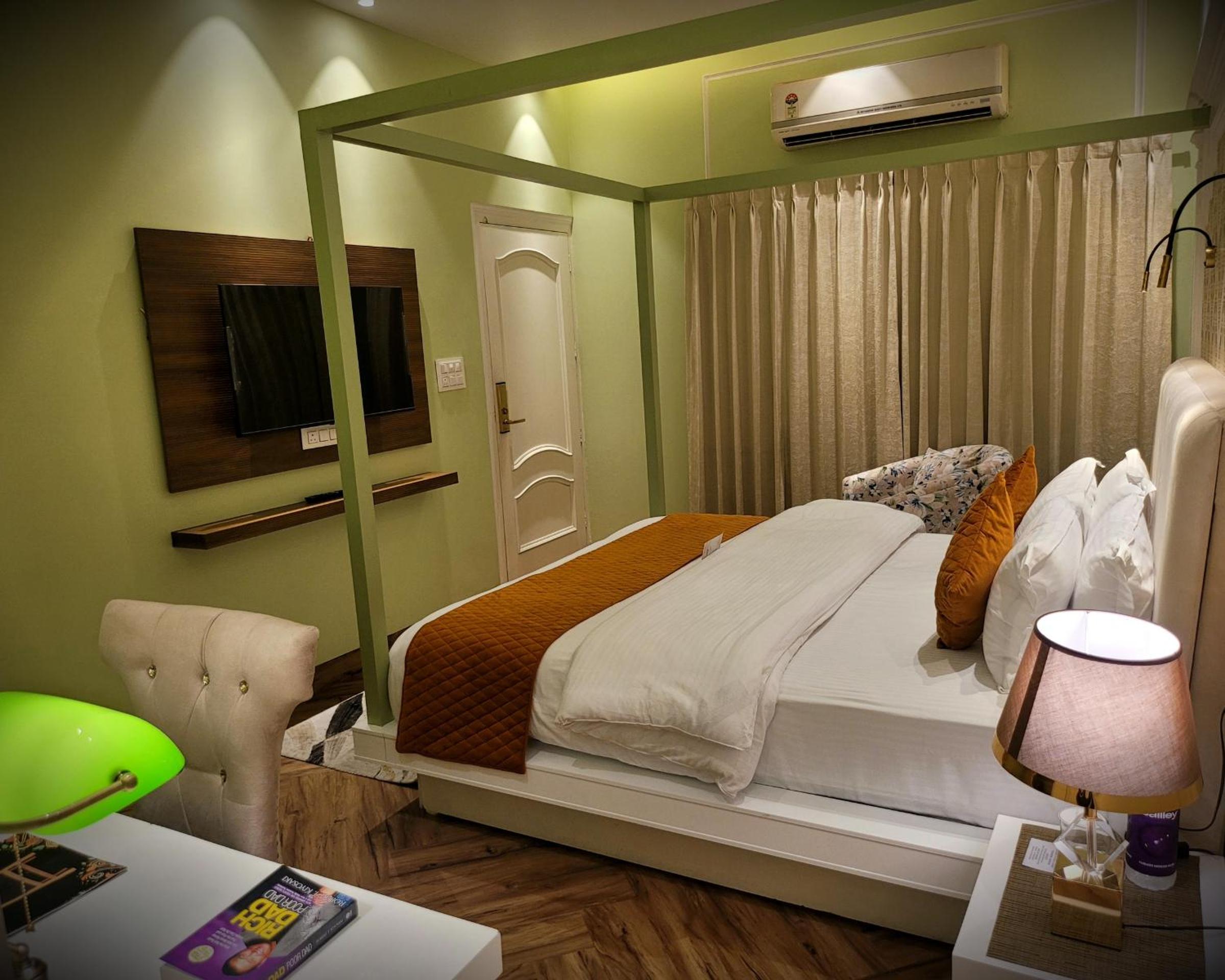 hotel room