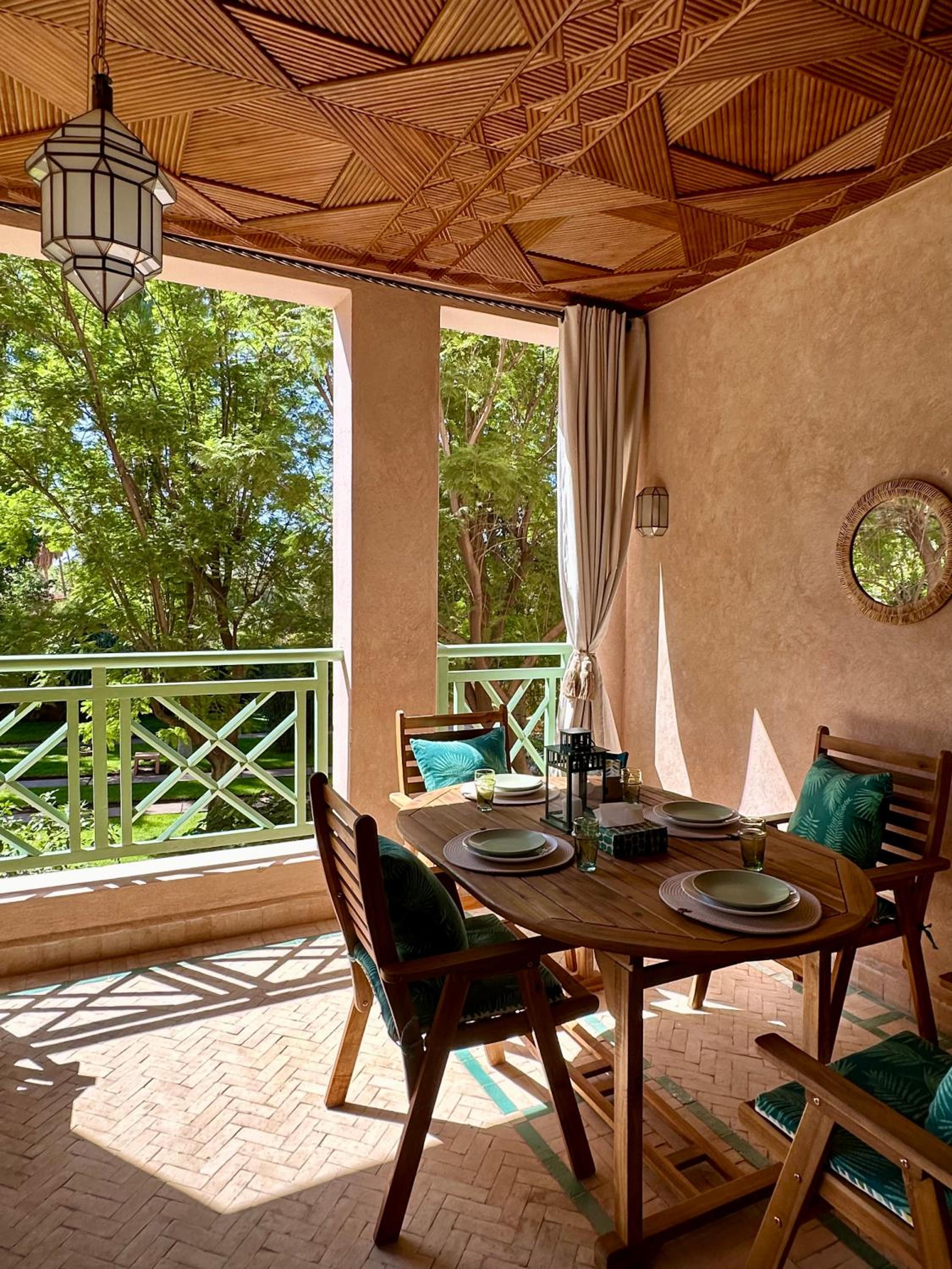 Somptueux appartement jardin & piscine - Hivernage view 2