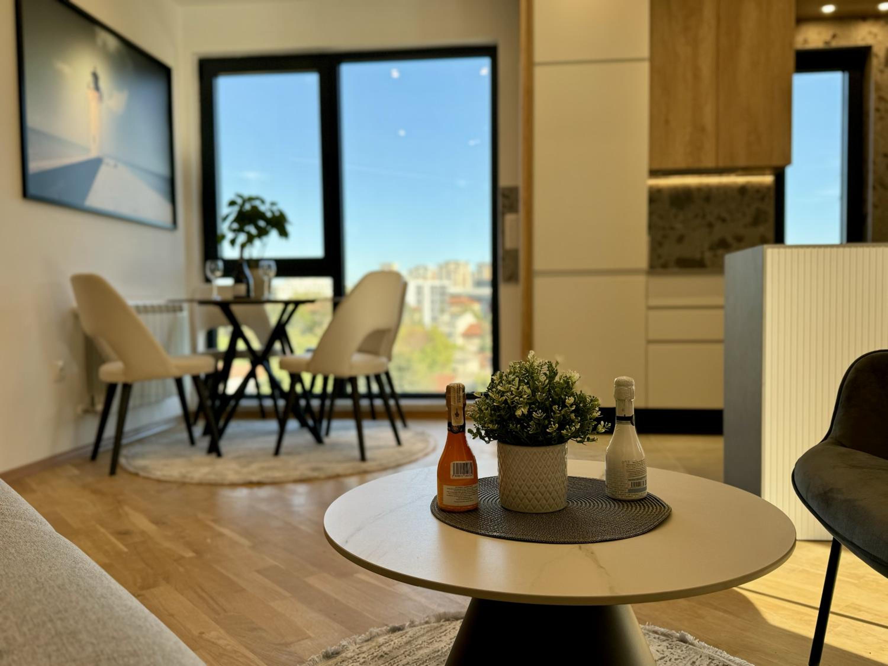 Maria Luxury Apartment view 4