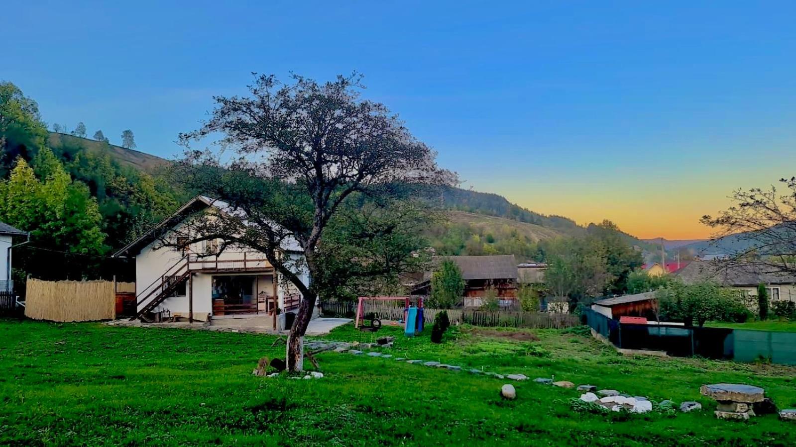 Casa Adela LaculRosu Bicaz