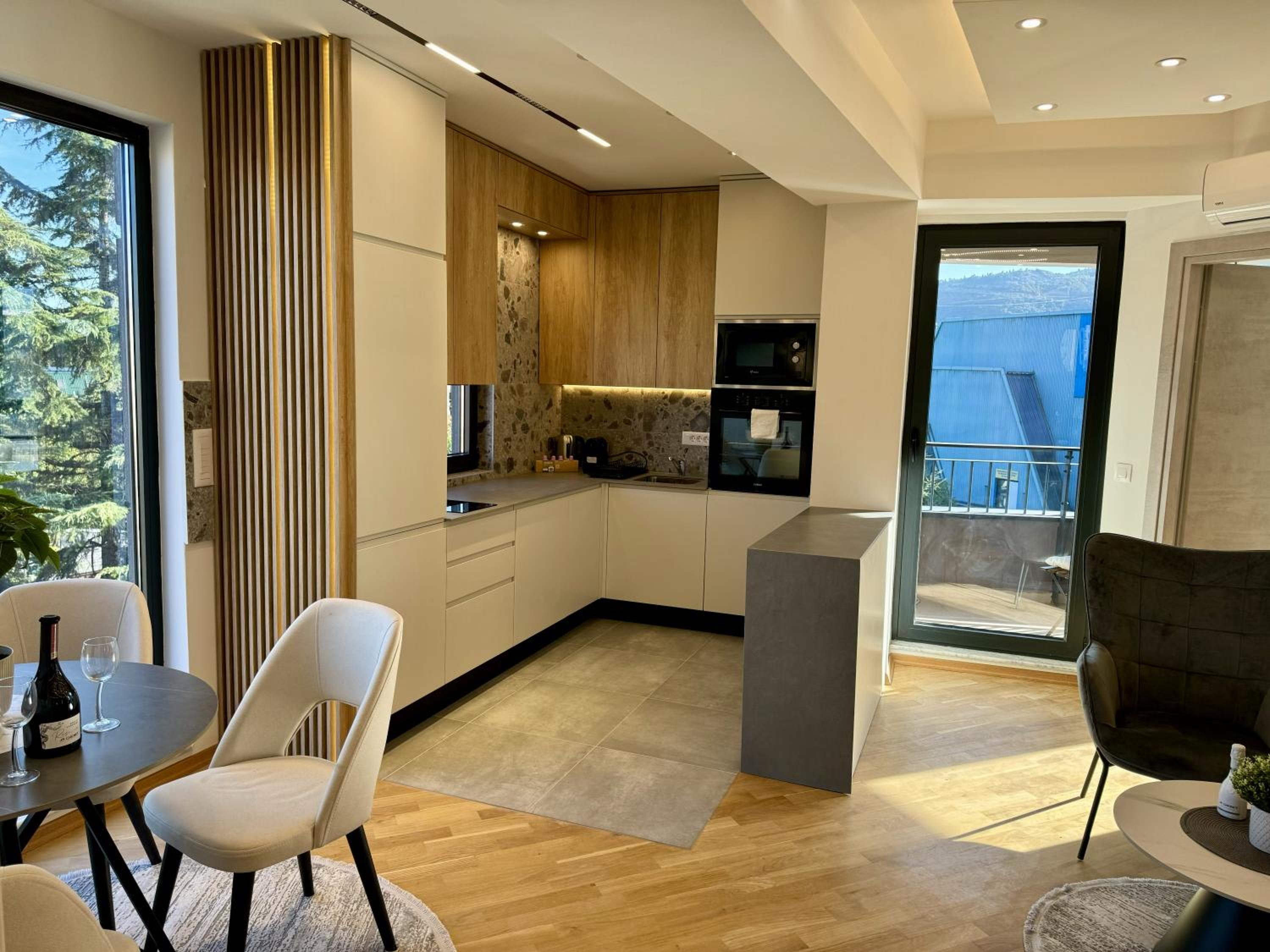 Maria Luxury Apartment view 5