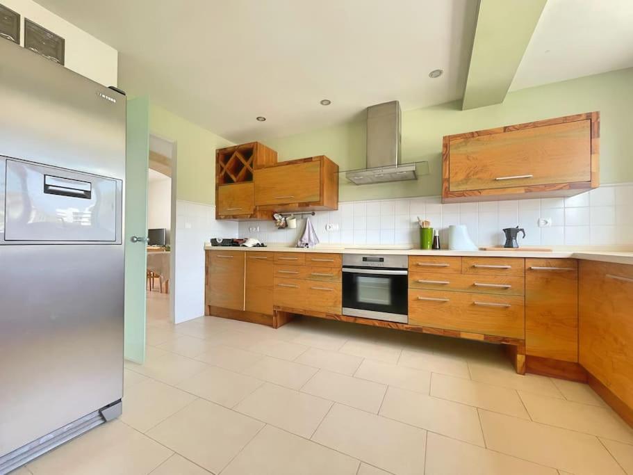 Aquamarina Apartment