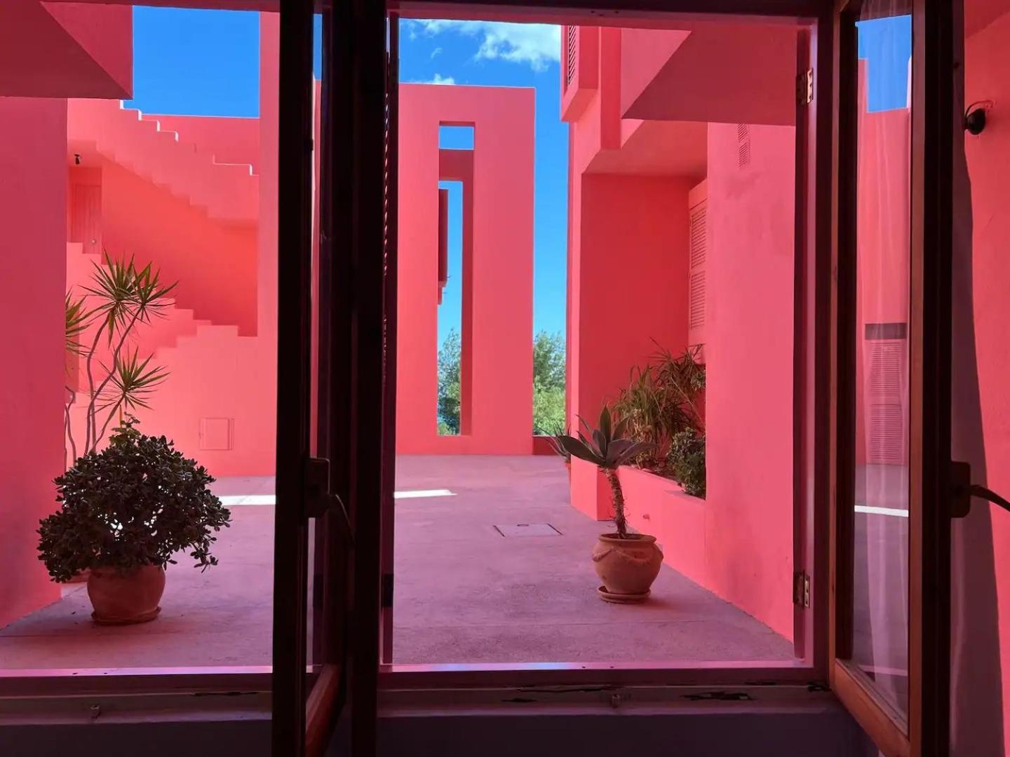 La Muralla Roja APARTAMENTO