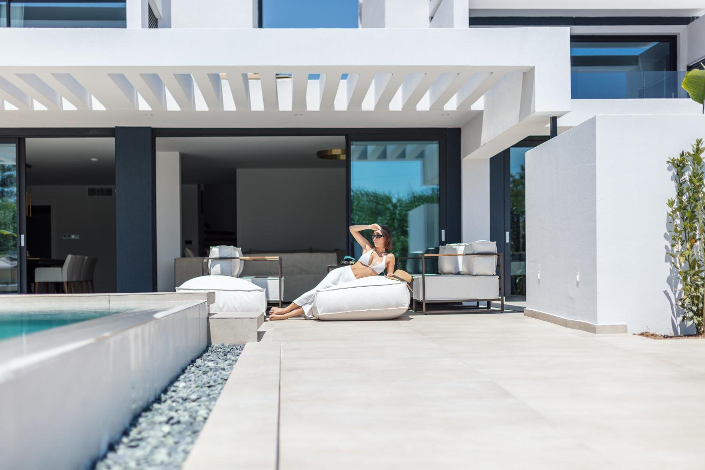 Nuera Villas