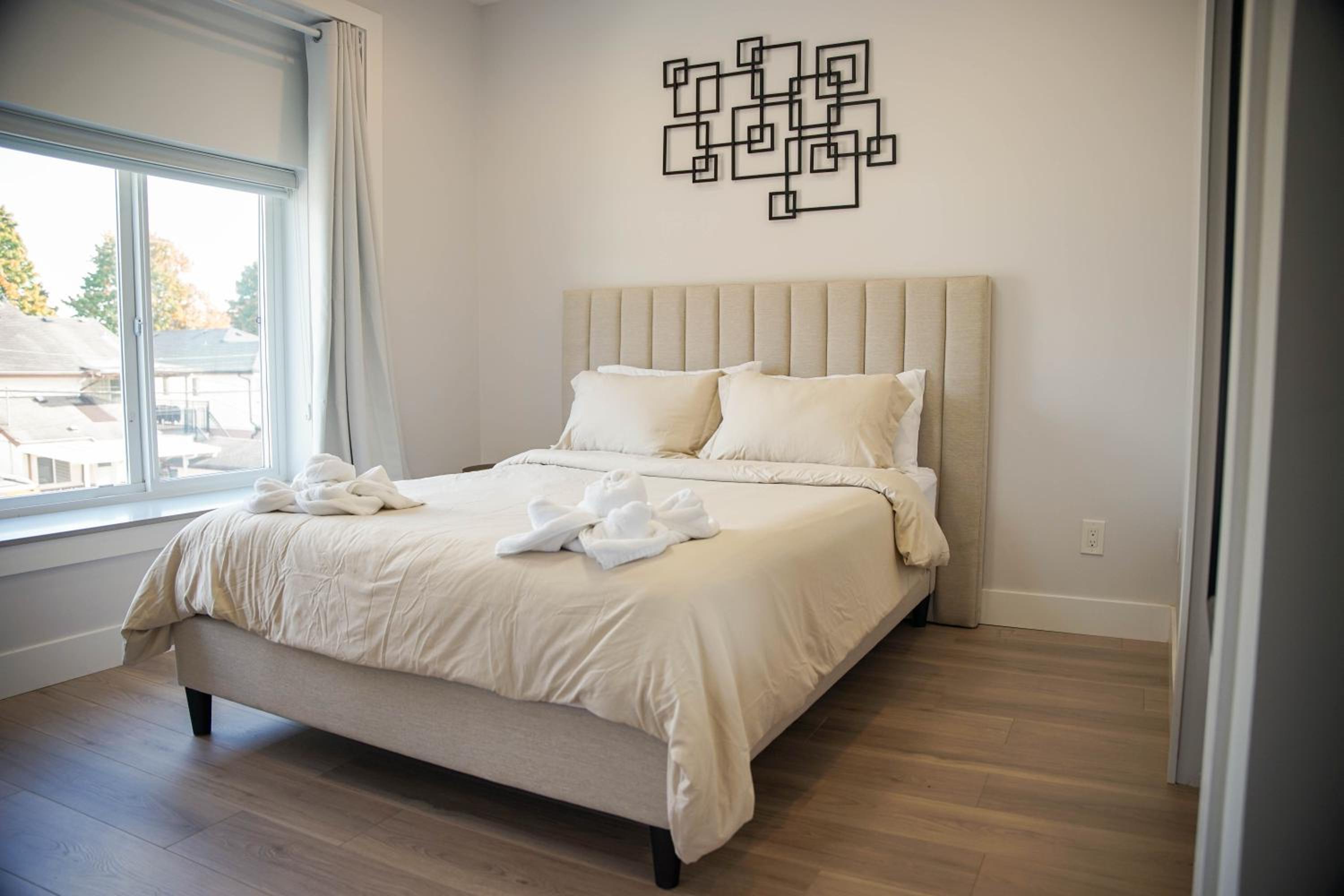 Charming 3BR Home in a Lovely Vancouver Neighborhood