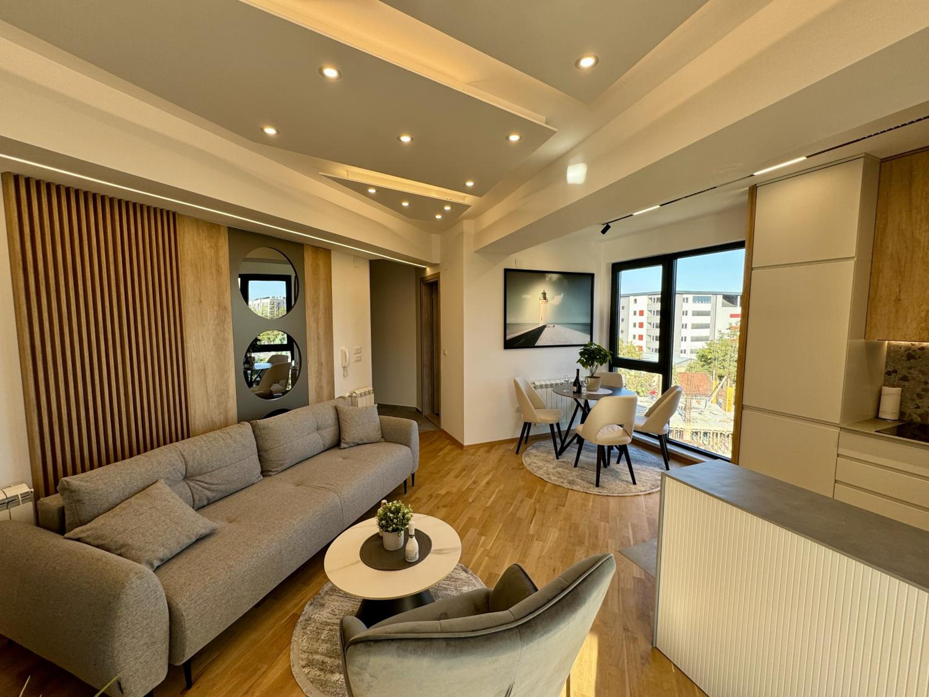 Maria Luxury Apartment view 3