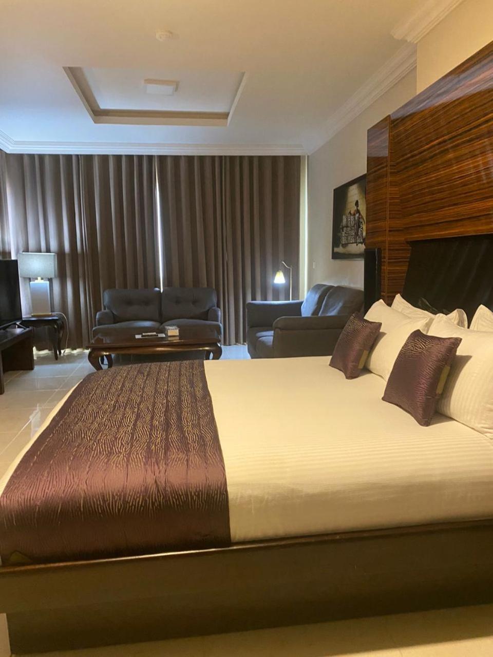 Home Suites Boutique Hotel Freetown
