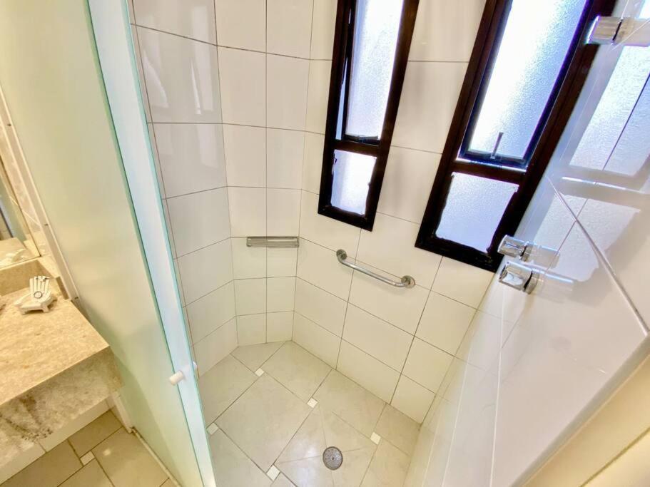 Estilo e aconchego com piscina no Gonzaga Santos