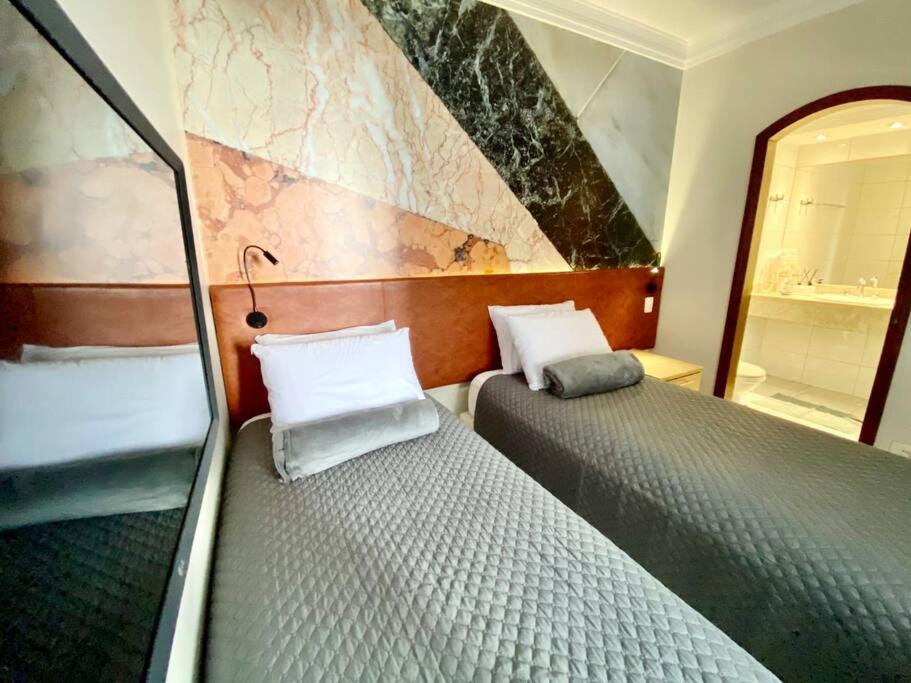 Estilo e aconchego com piscina no Gonzaga Santos