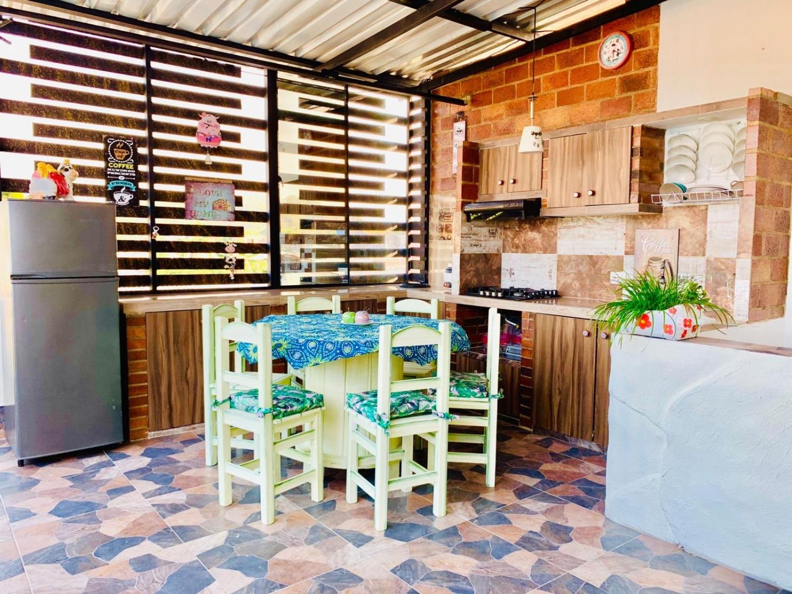Apartamento Tropical con Jacuzzi Privado
