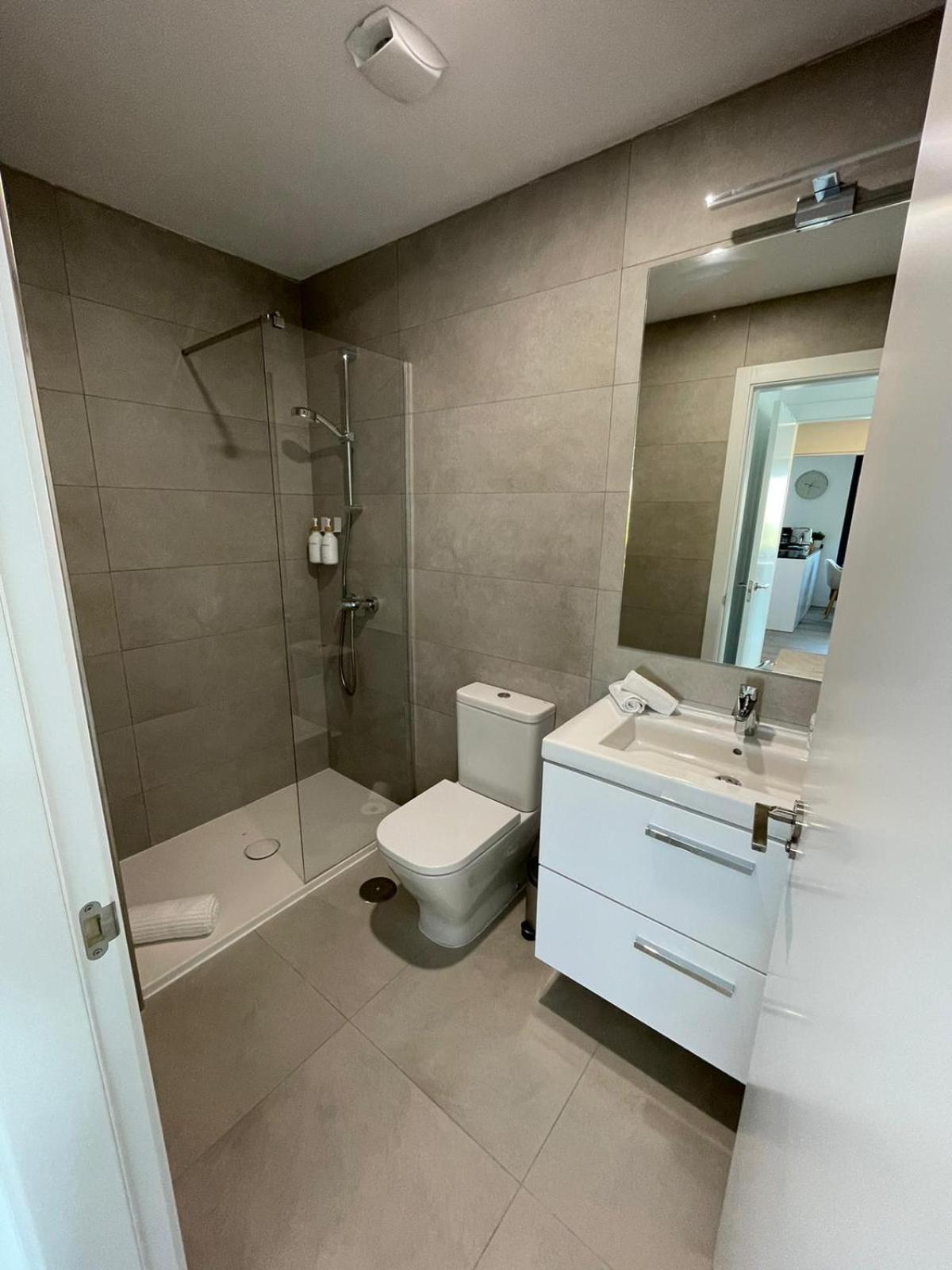 Apartamento UrbanSky con terraza