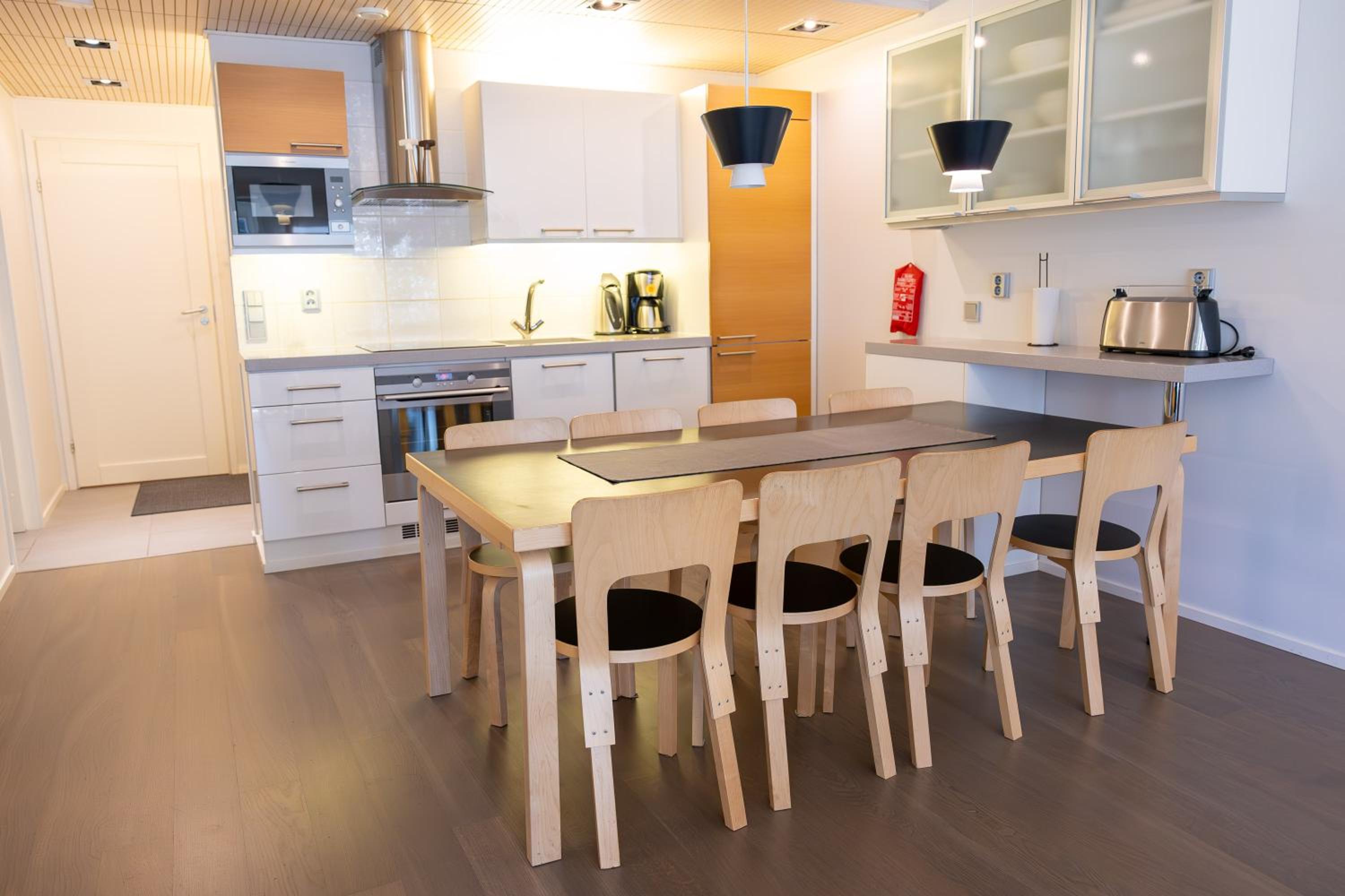 Kaisantien Suites