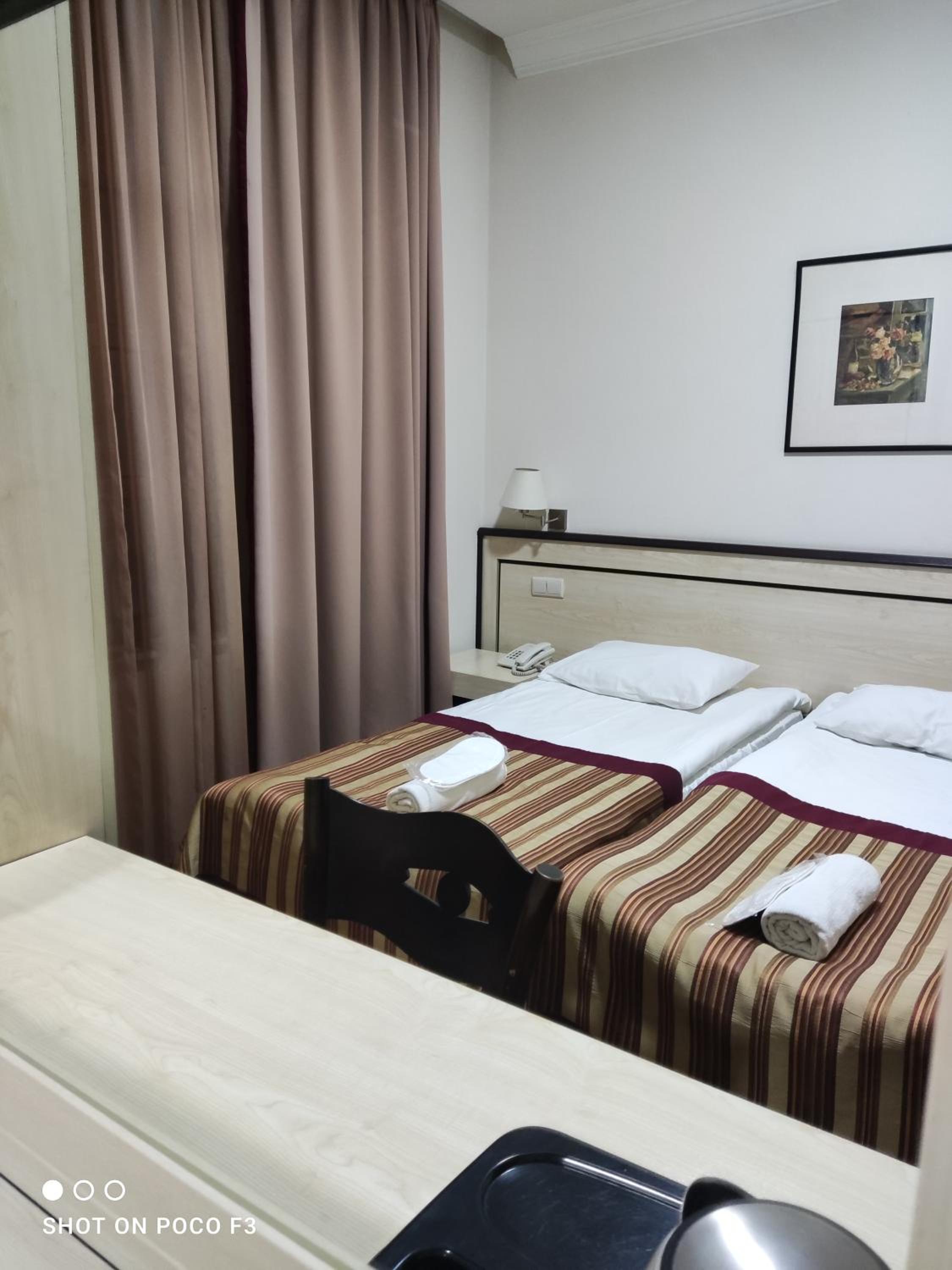 Bardia guest house view 4
