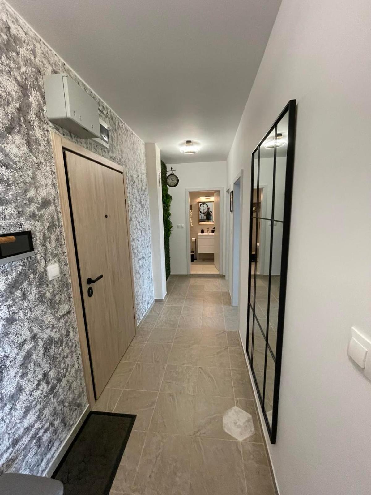 Platinum Luxury Industrial Unit City-Center
