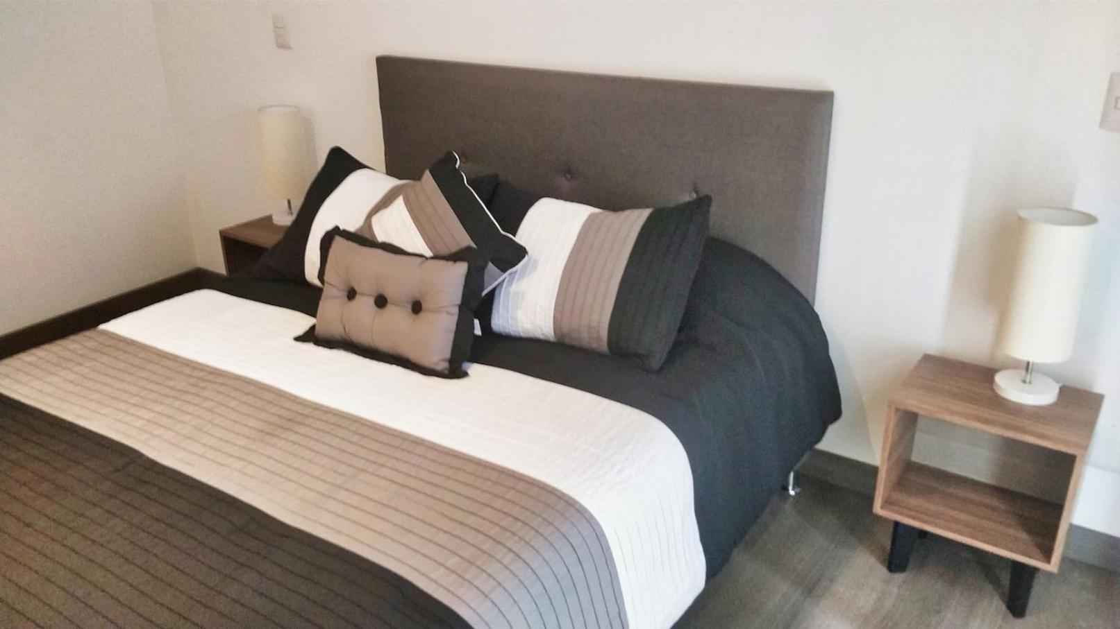 FIFA World Cup Two Beautiful 1 BR apts, HS WiFi! view 4