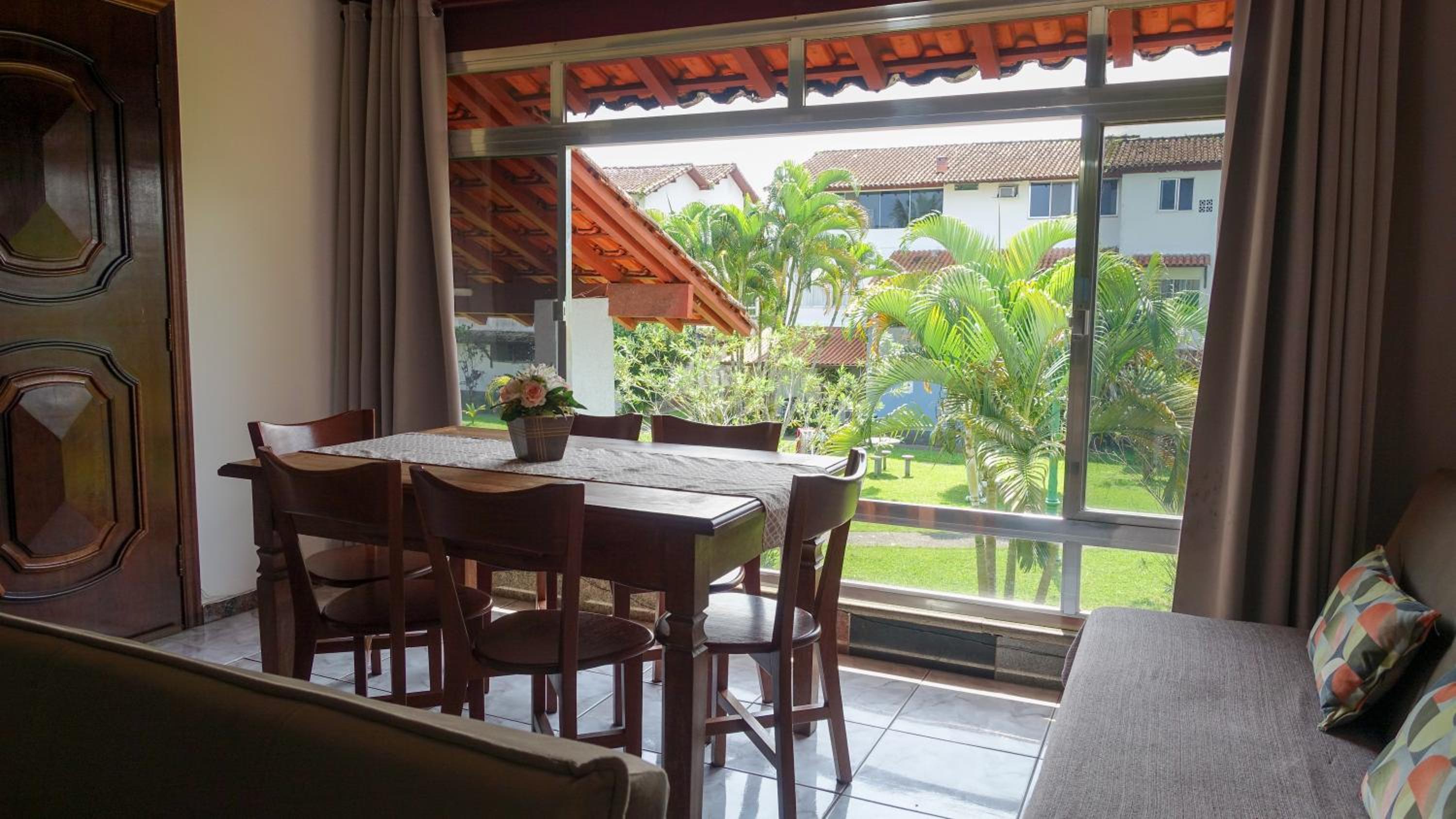 3 Praias, Apartamentos, Piscinas, Luxo - Angra Temporada