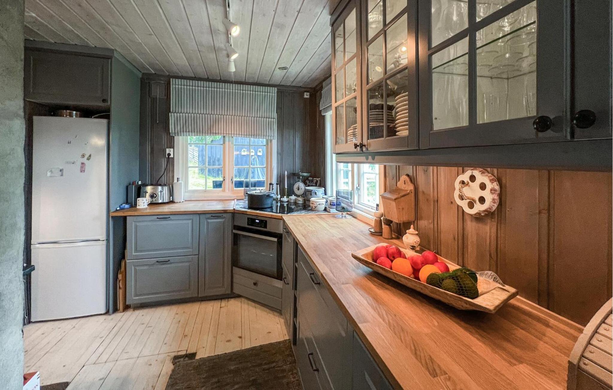 Cozy Home In Sjusjøen With Sauna