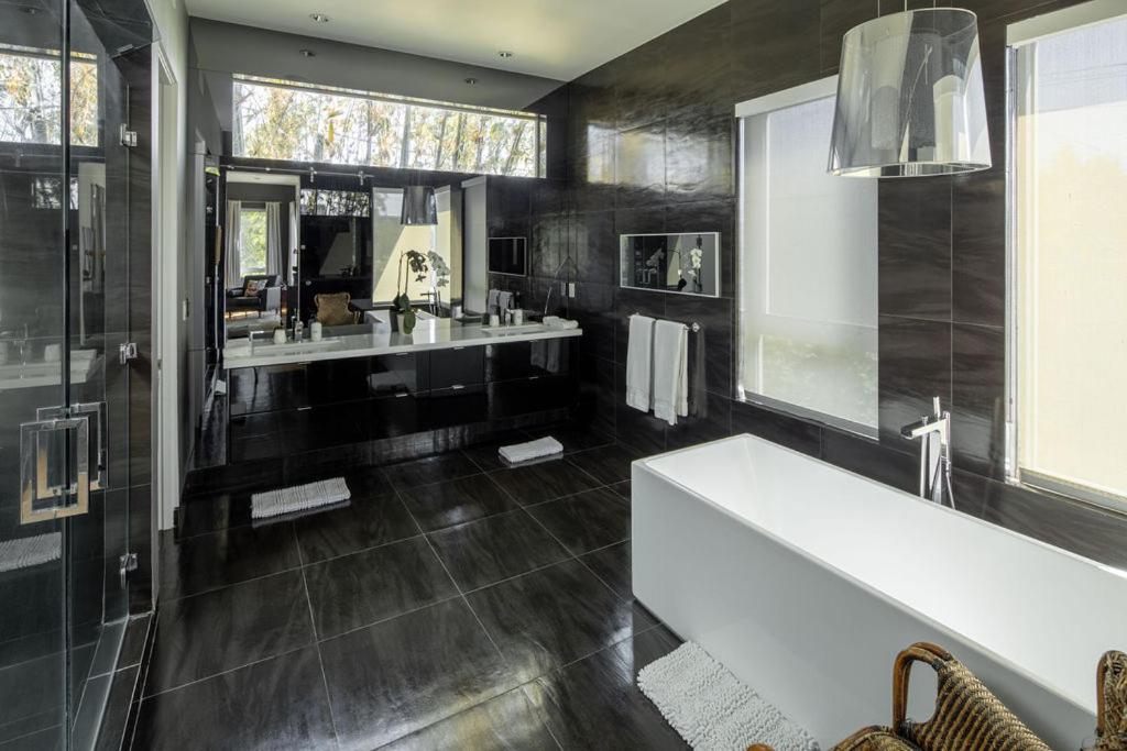 Luxury Living At The House On 4th