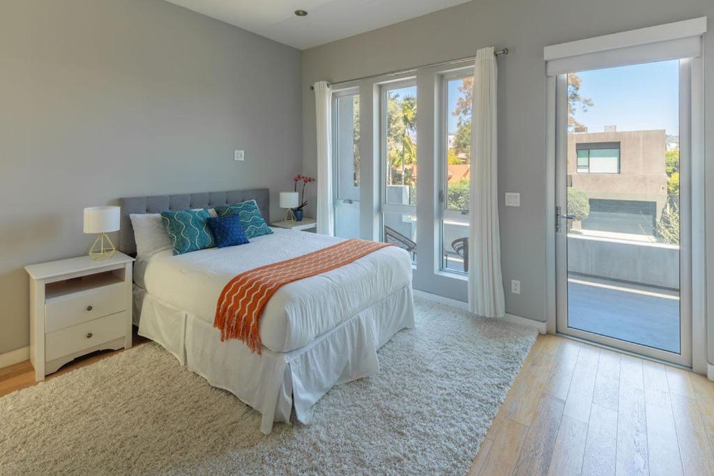 Luxury Living At The House On 4th