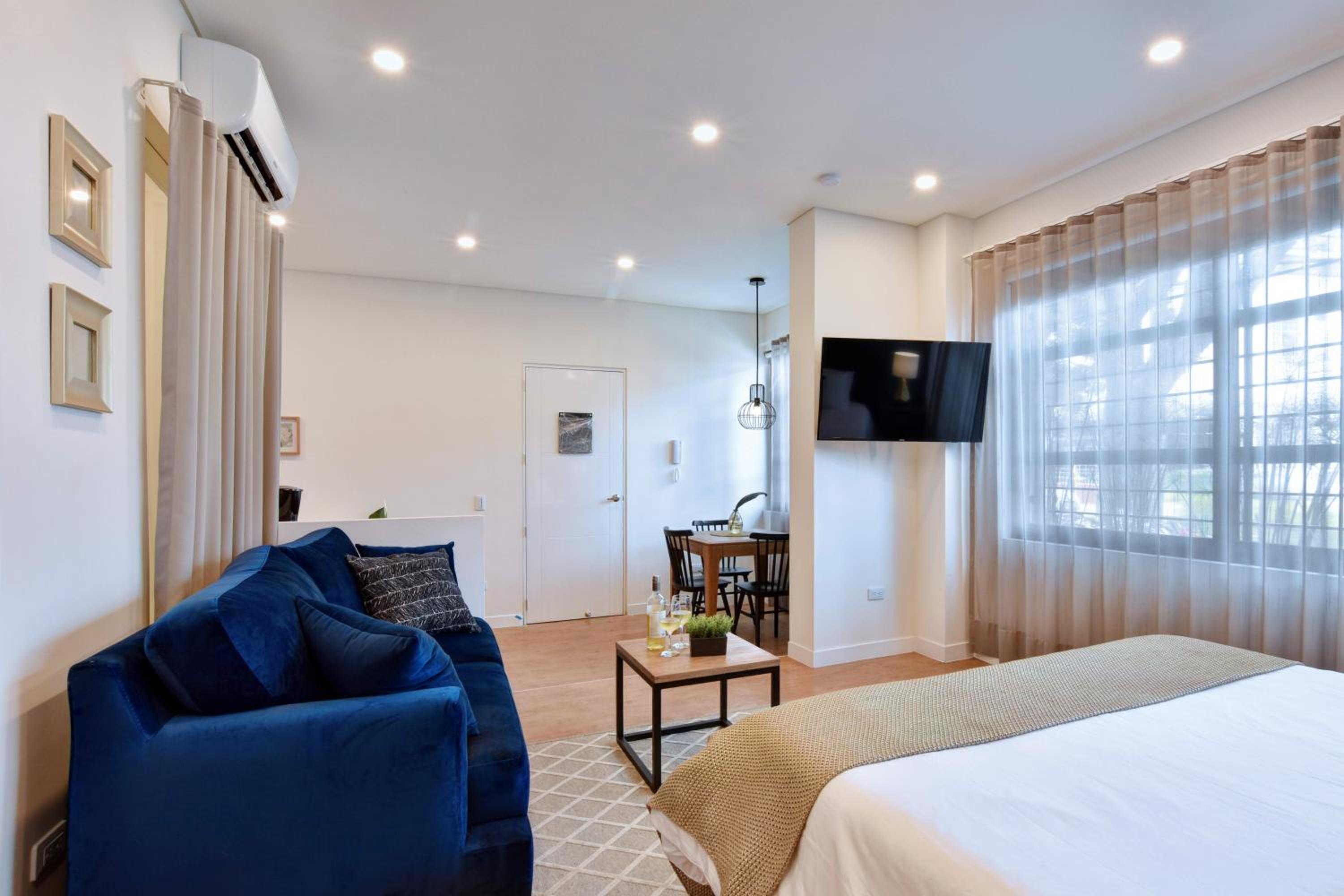 Granada Executive Suites